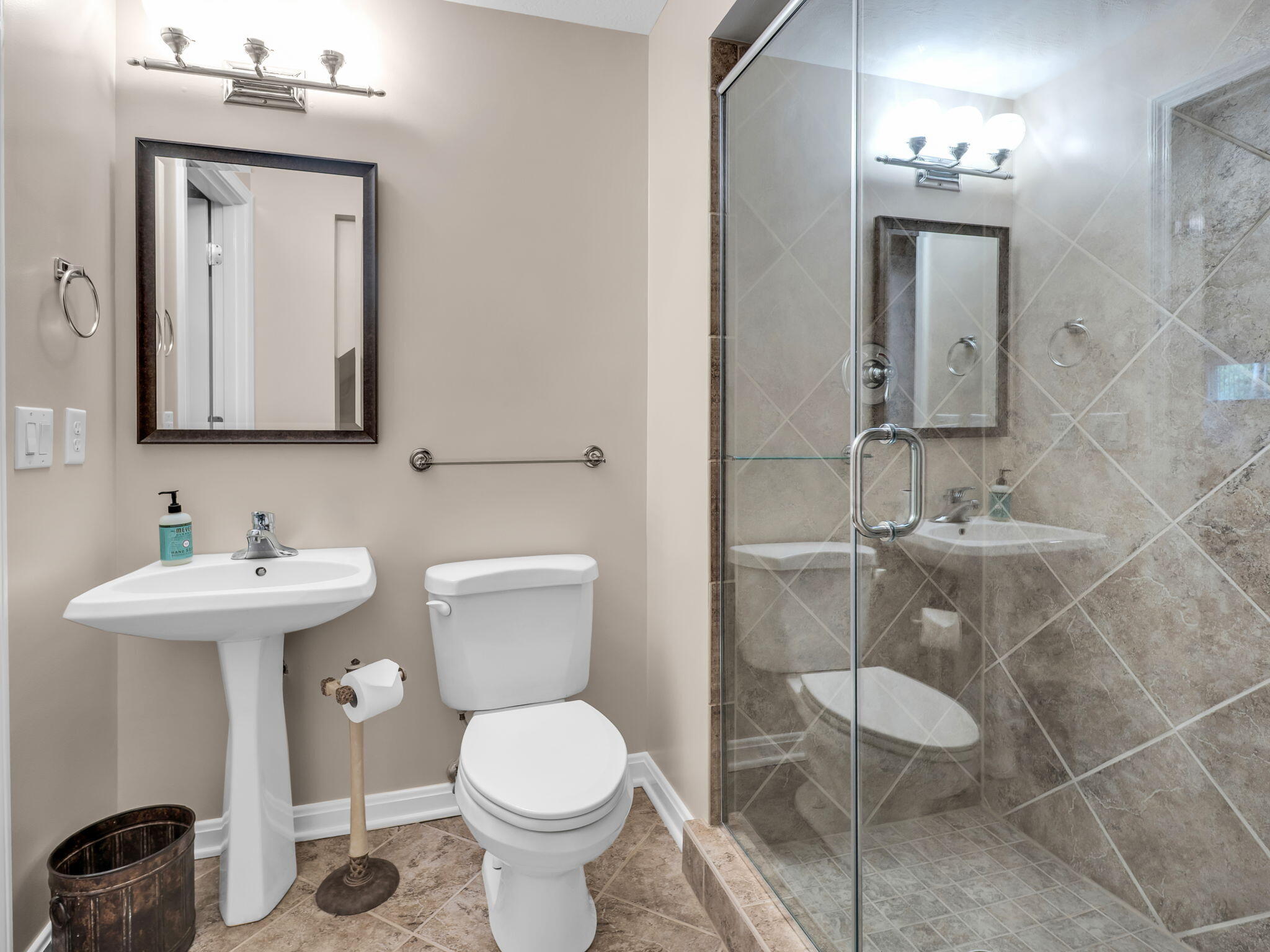 20 Fairwood, Miamisburg, Ohio 45342