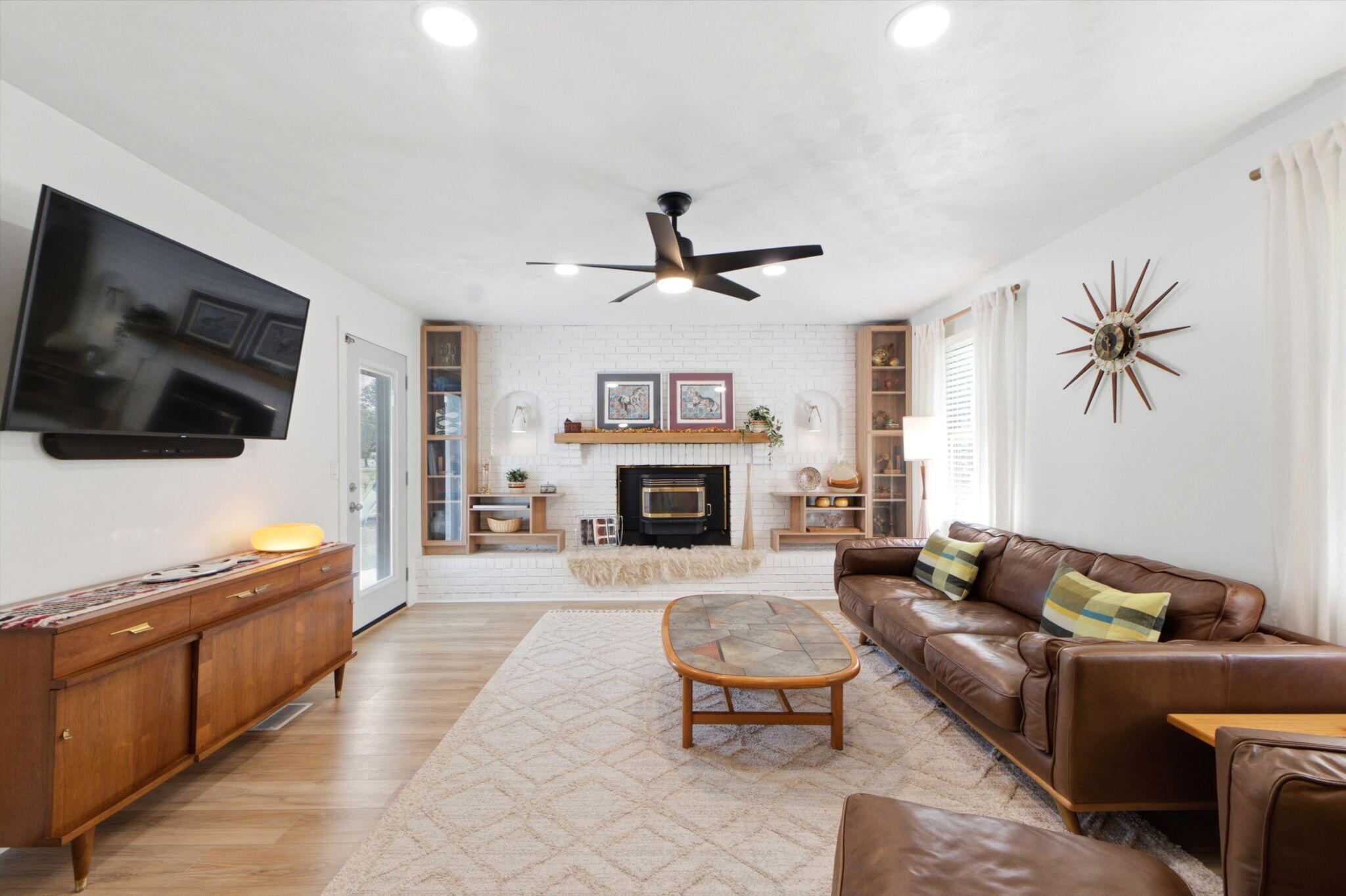2470 Leon, Springfield, Ohio 45502