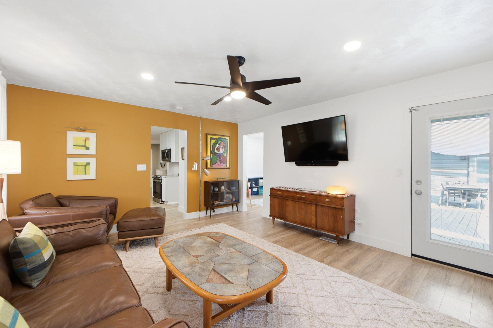 2470 Leon, Springfield, Ohio 45502