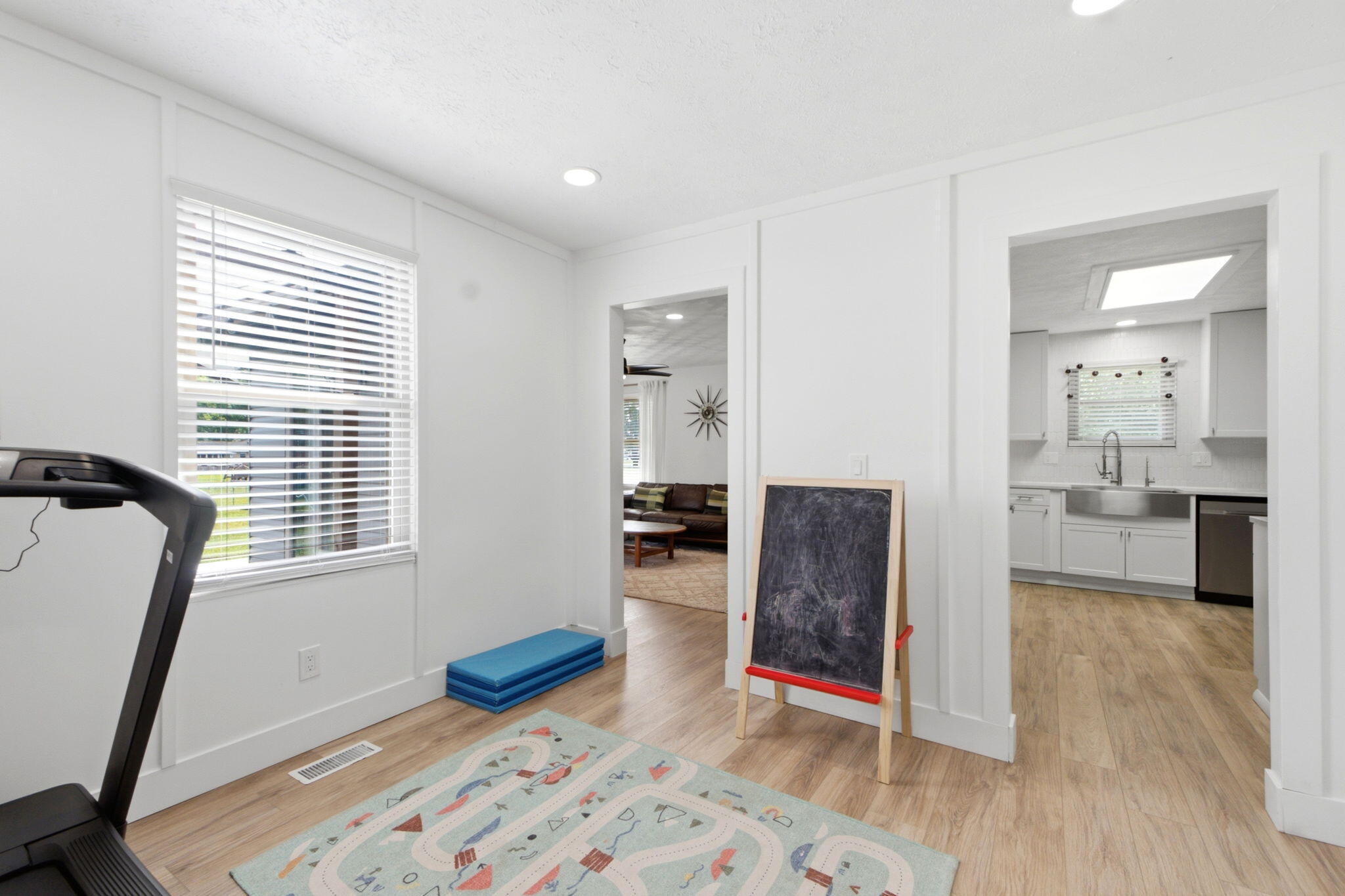 2470 Leon, Springfield, Ohio 45502