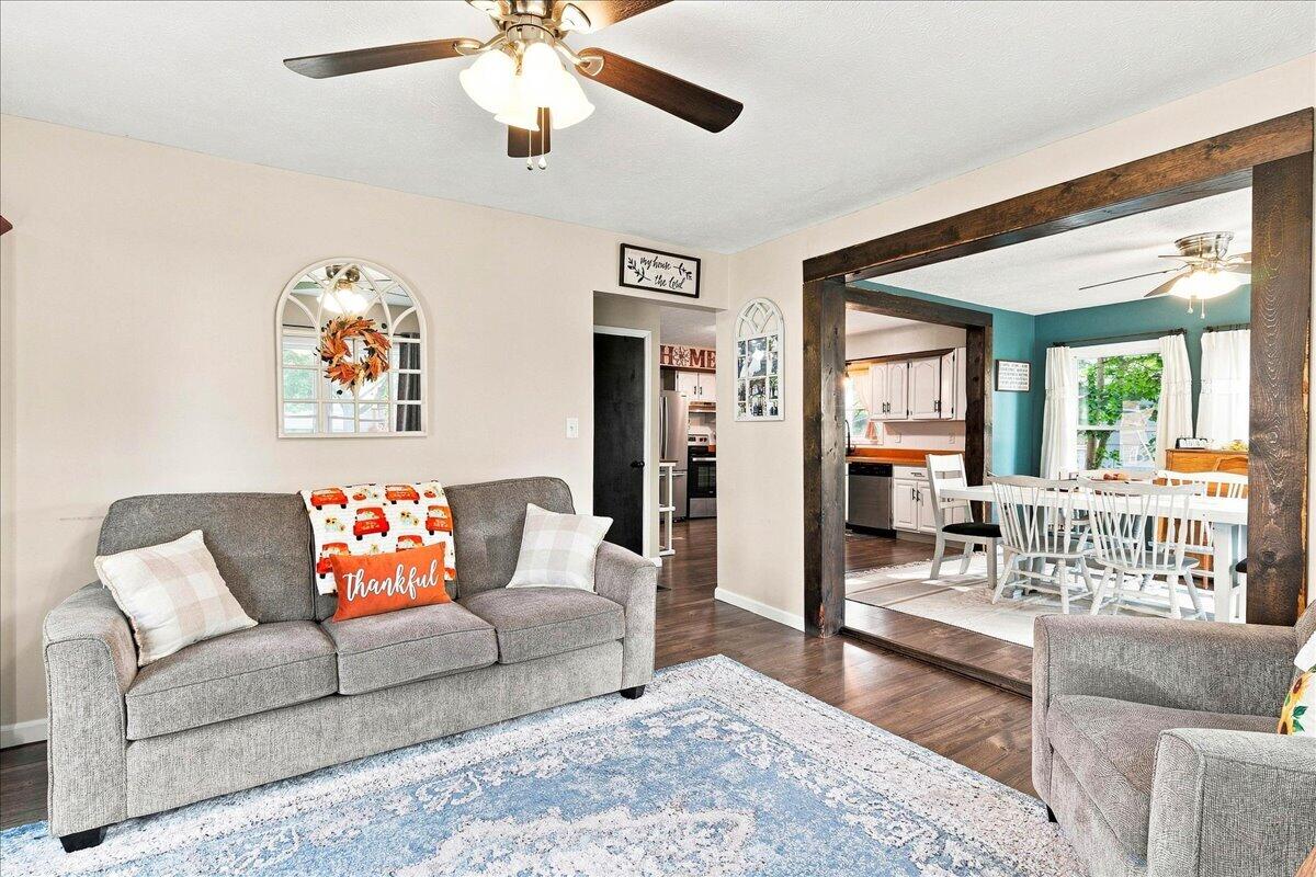 304 Miami, De Graff, Ohio 43318