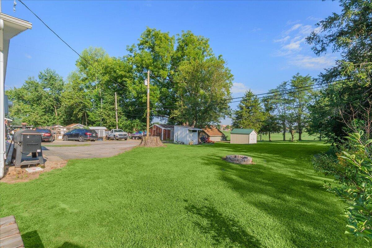 304 Miami, De Graff, Ohio 43318