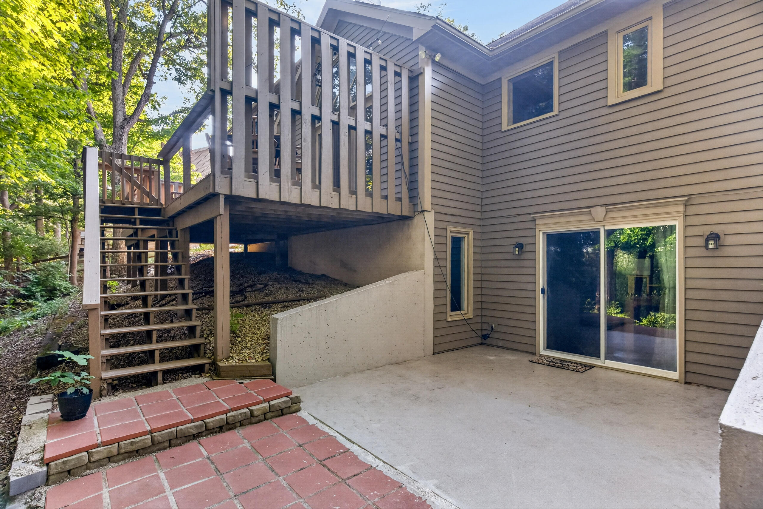 1550 Westwood, Sidney, Ohio 45365
