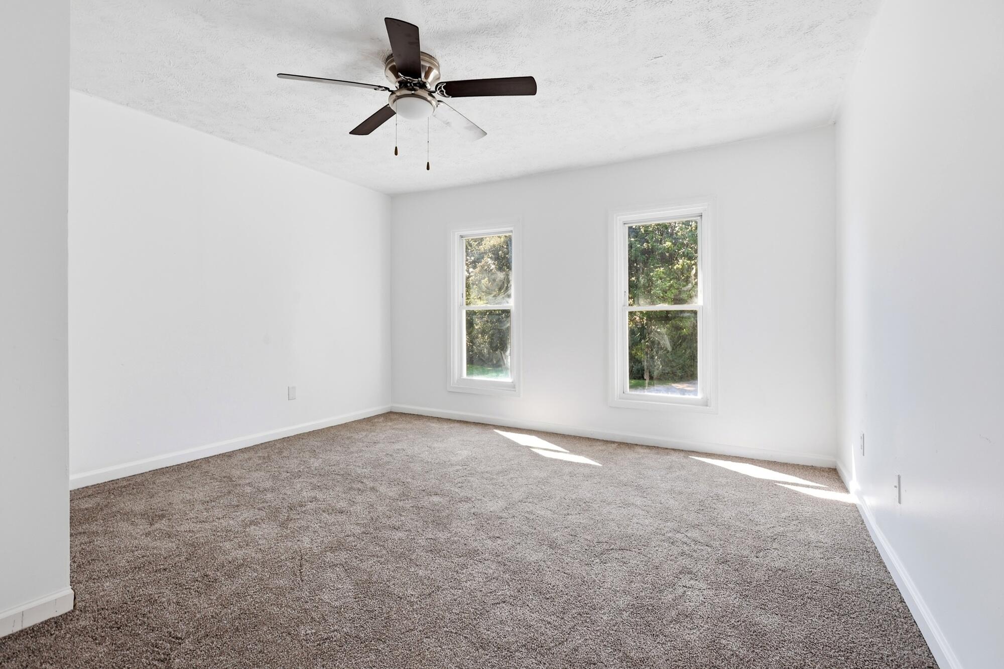 728 Innisfallen, Springfield, Ohio 45506