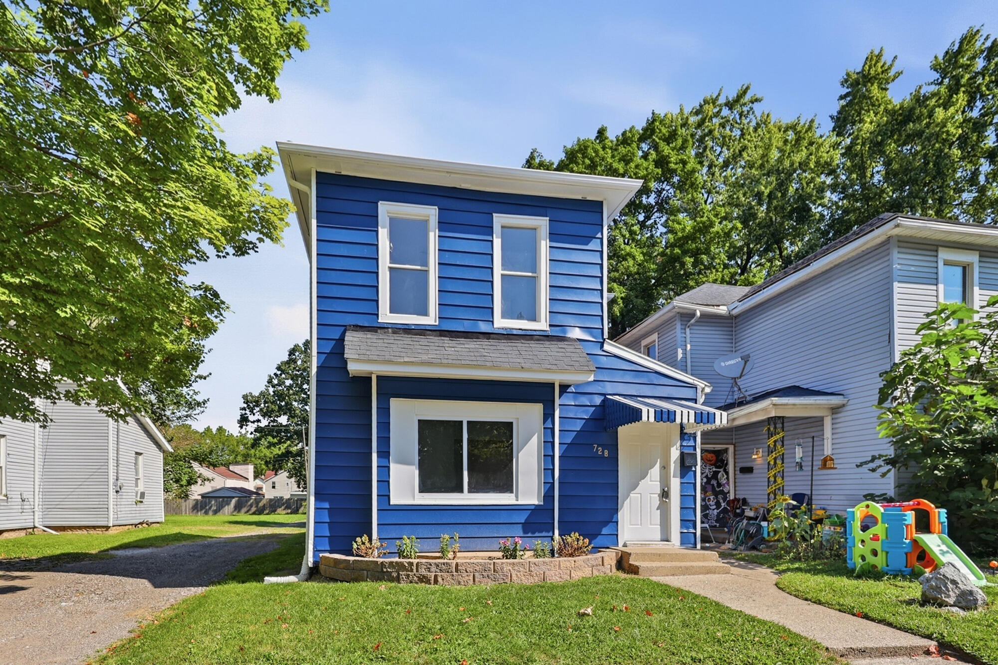 728 Innisfallen, Springfield, Ohio 45506