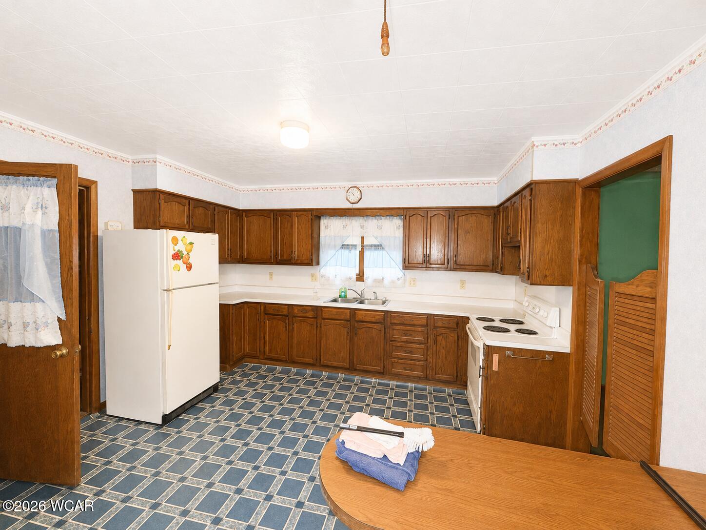 24235 State Route 114, Cloverdale, Ohio