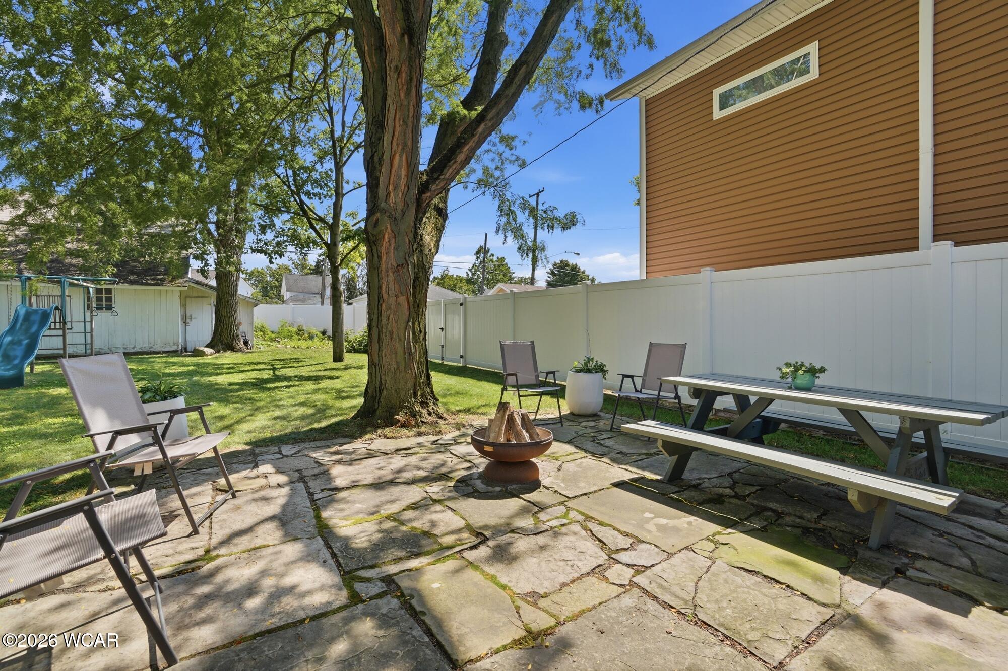 213 Jackson Street, Bluffton, Ohio