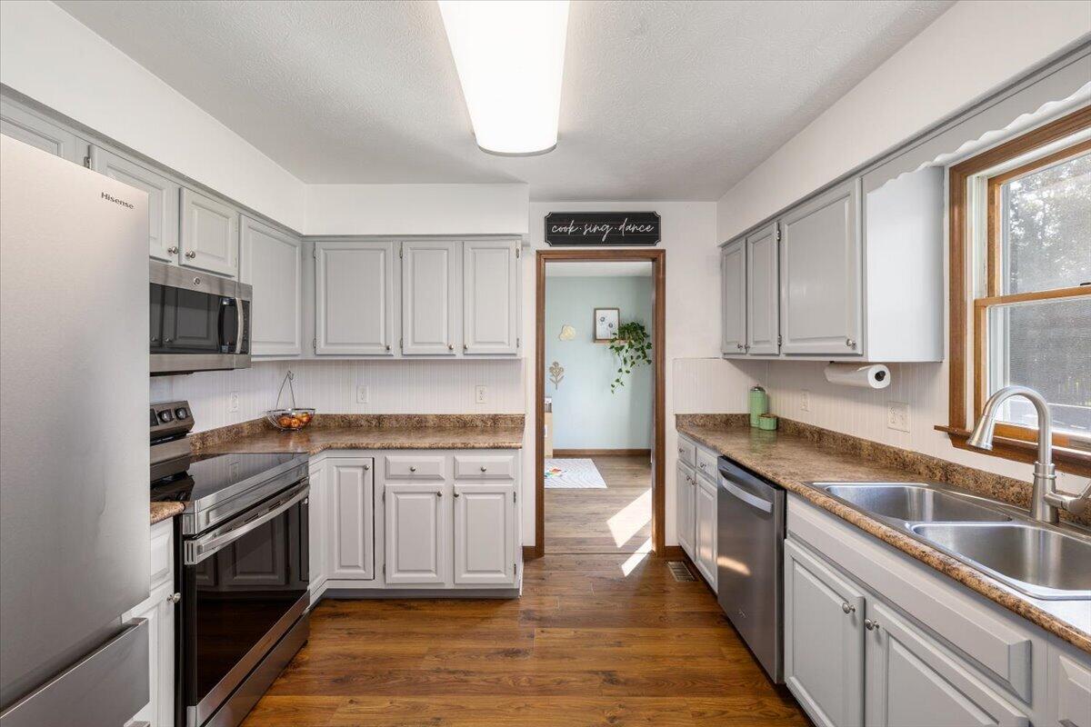 176 Locust View, Troy, Ohio 45373