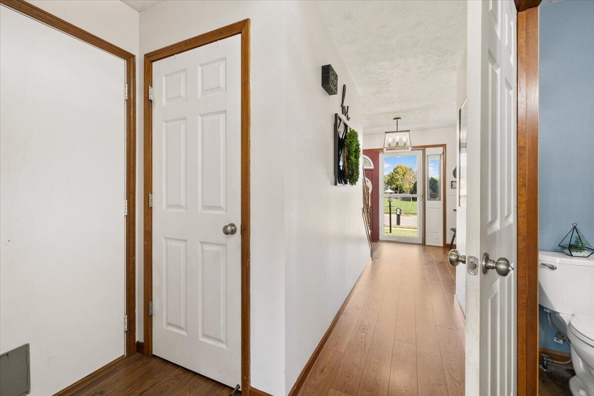 176 Locust View, Troy, Ohio 45373