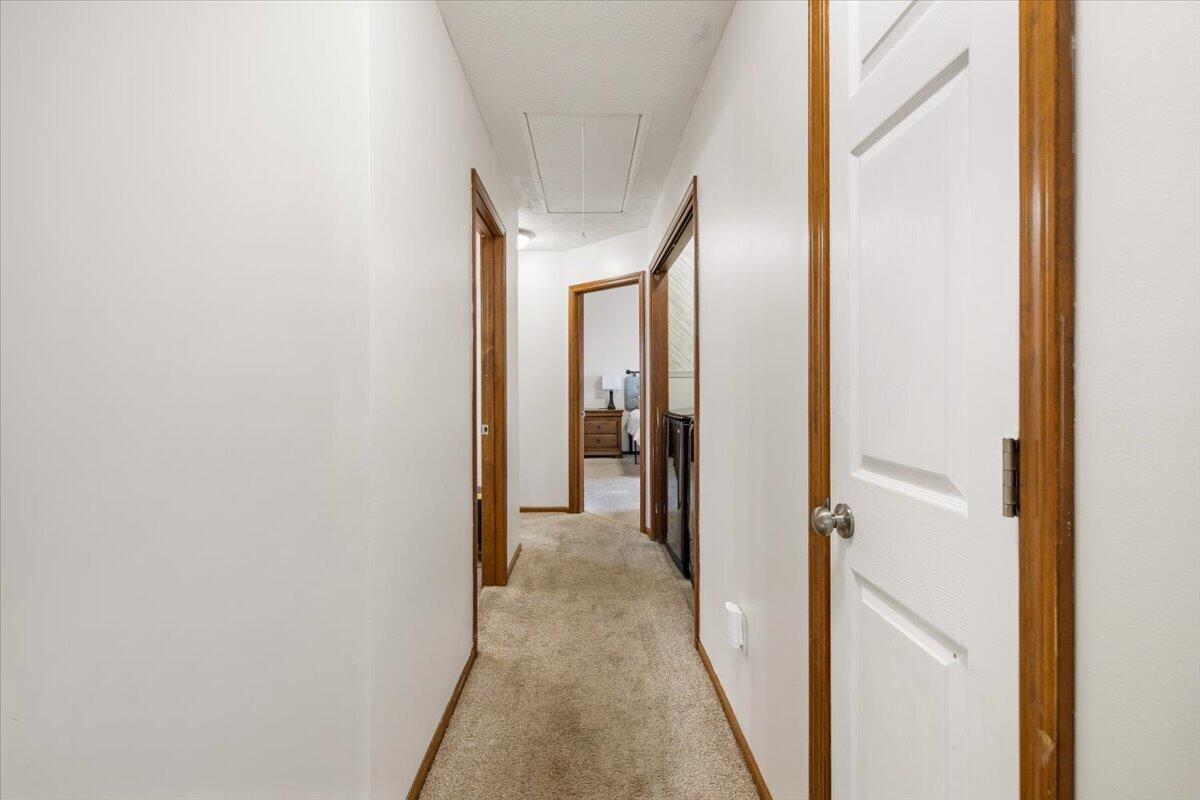 176 Locust View, Troy, Ohio 45373
