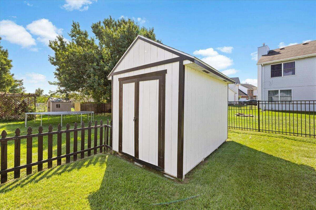 176 Locust View, Troy, Ohio 45373