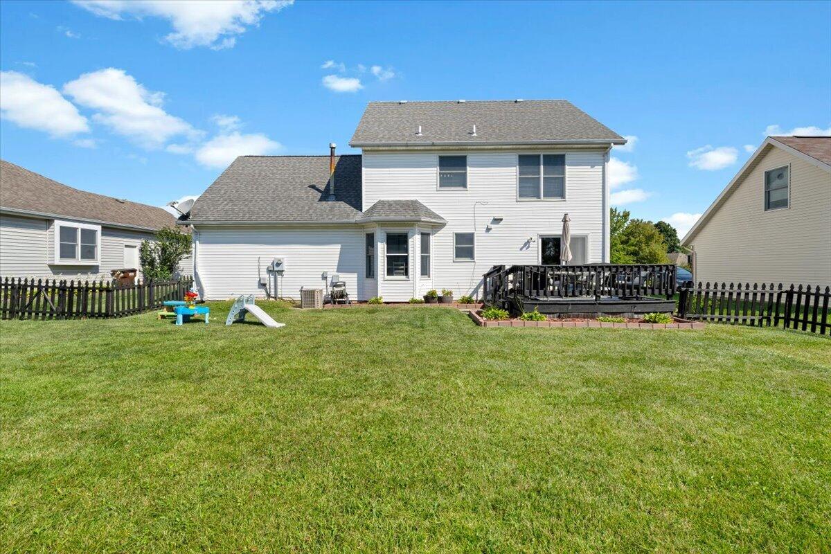 176 Locust View, Troy, Ohio 45373