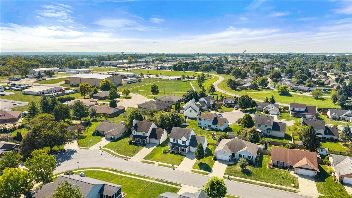 176 Locust View, Troy, Ohio 45373