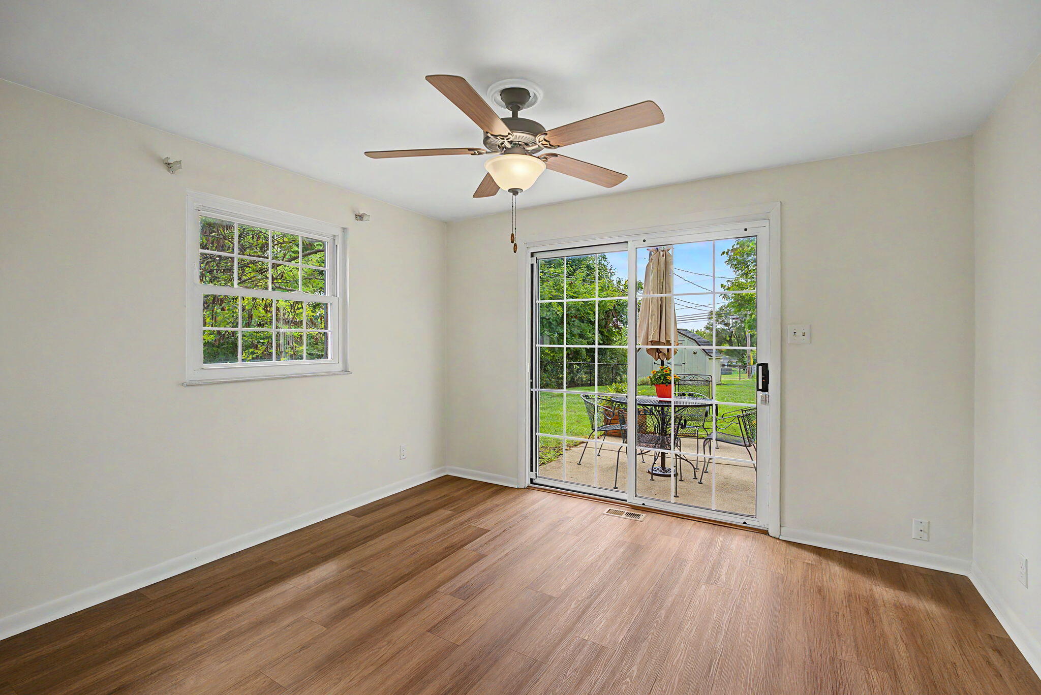 633 Sharon, Fairborn, Ohio 45324