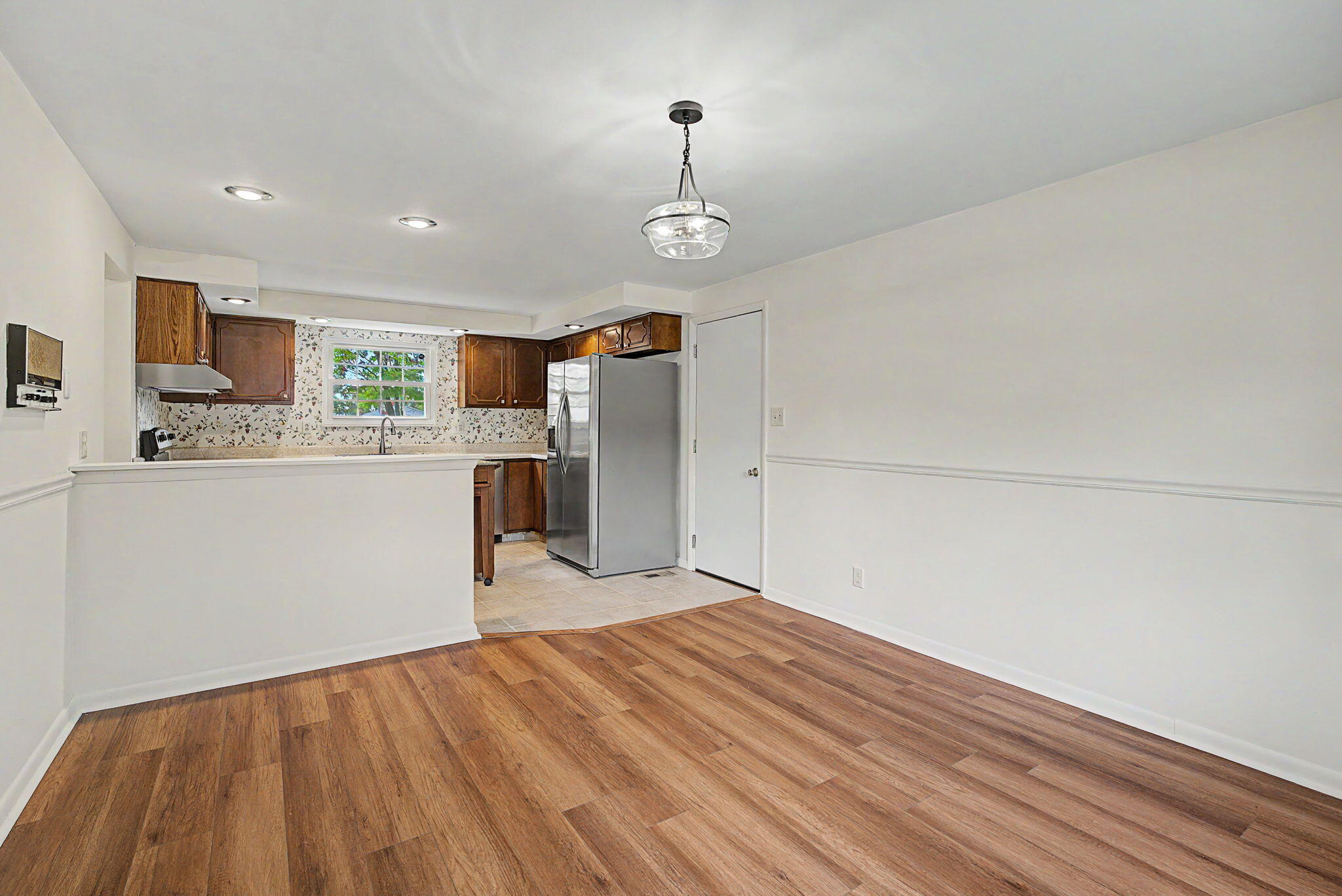 633 Sharon, Fairborn, Ohio 45324