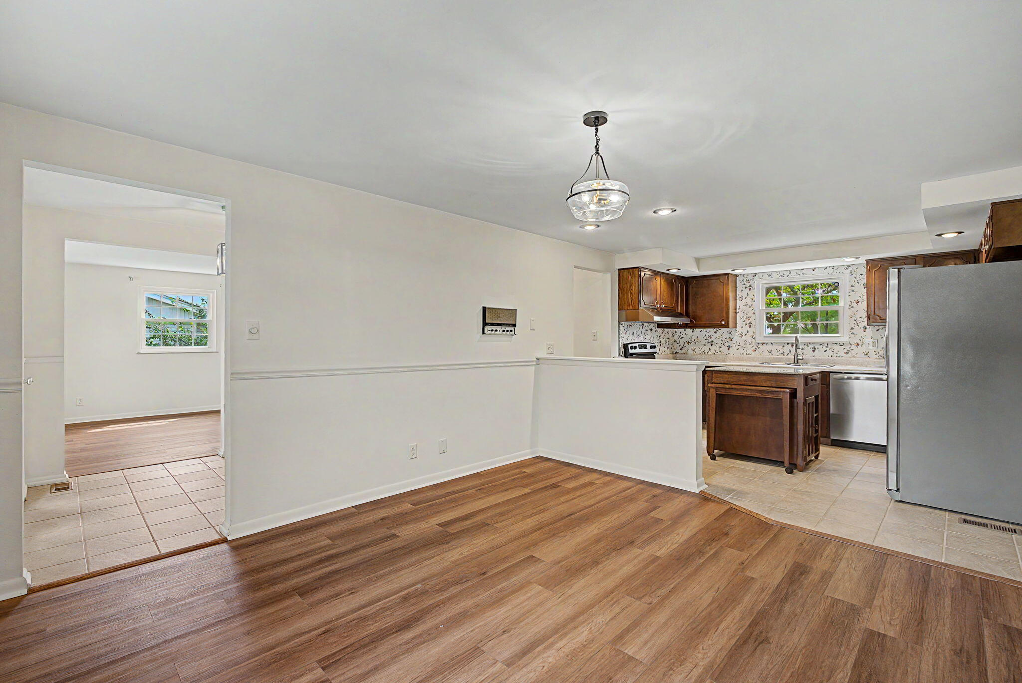 633 Sharon, Fairborn, Ohio 45324