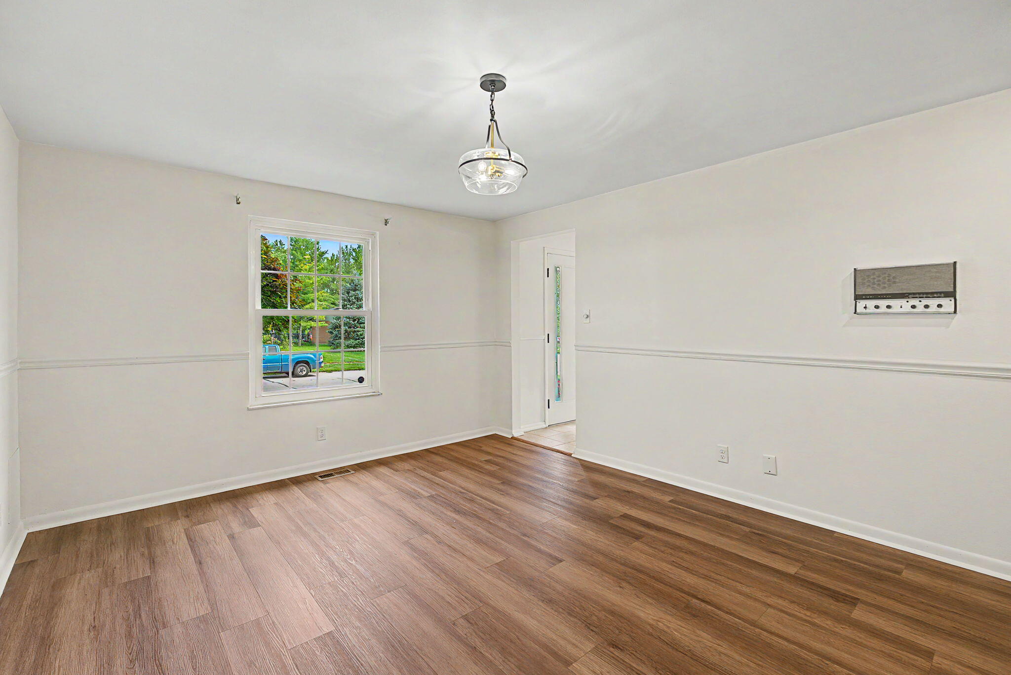 633 Sharon, Fairborn, Ohio 45324