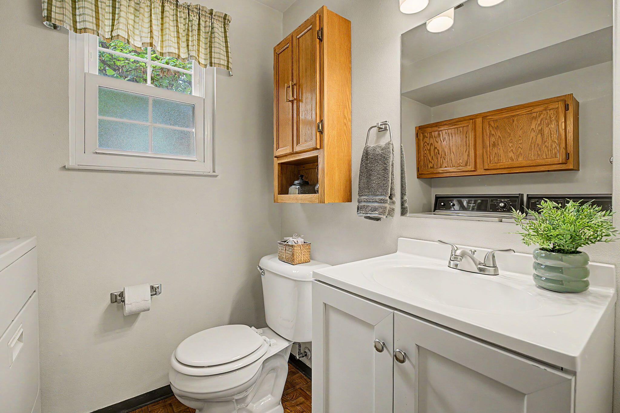 633 Sharon, Fairborn, Ohio 45324