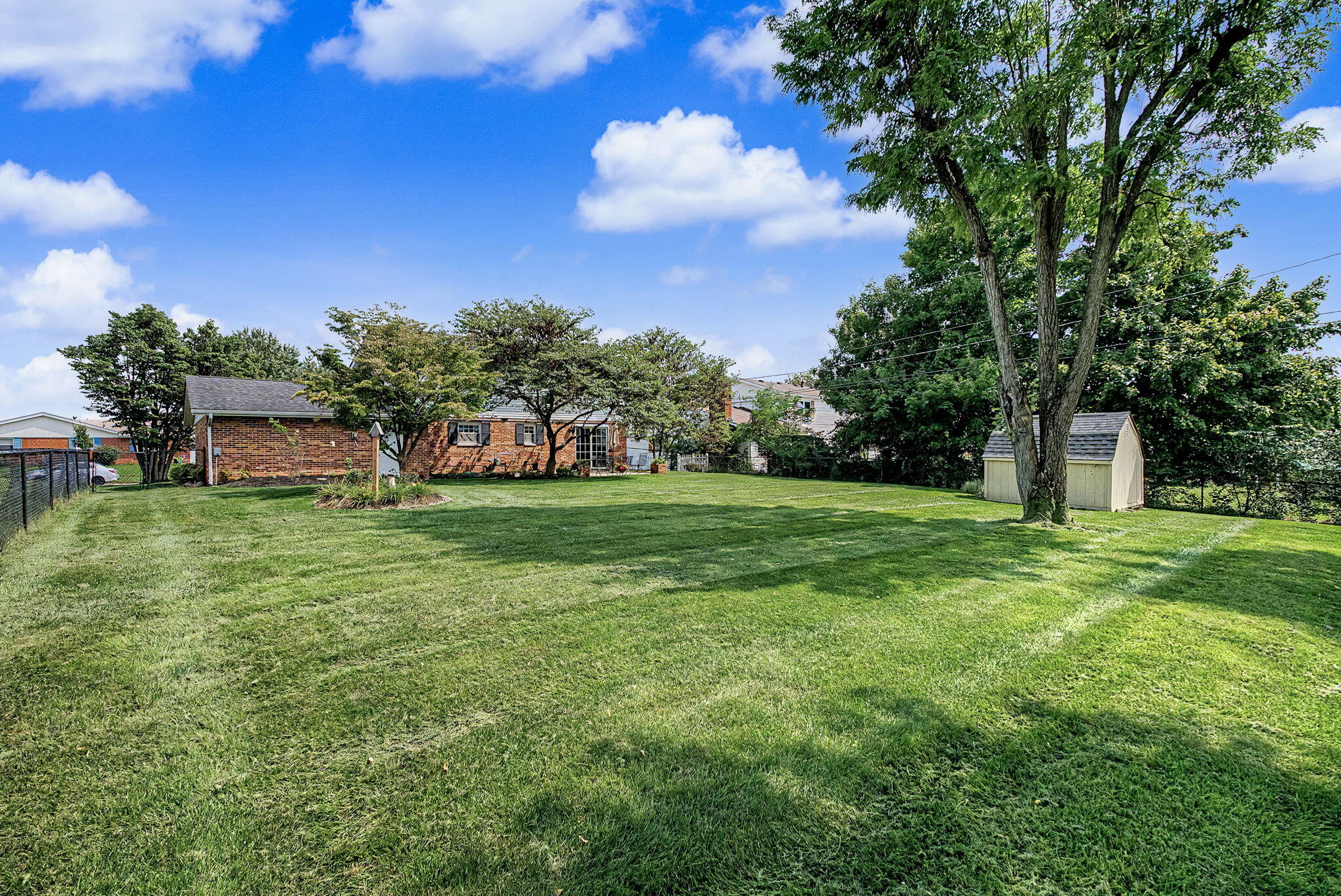 633 Sharon, Fairborn, Ohio 45324