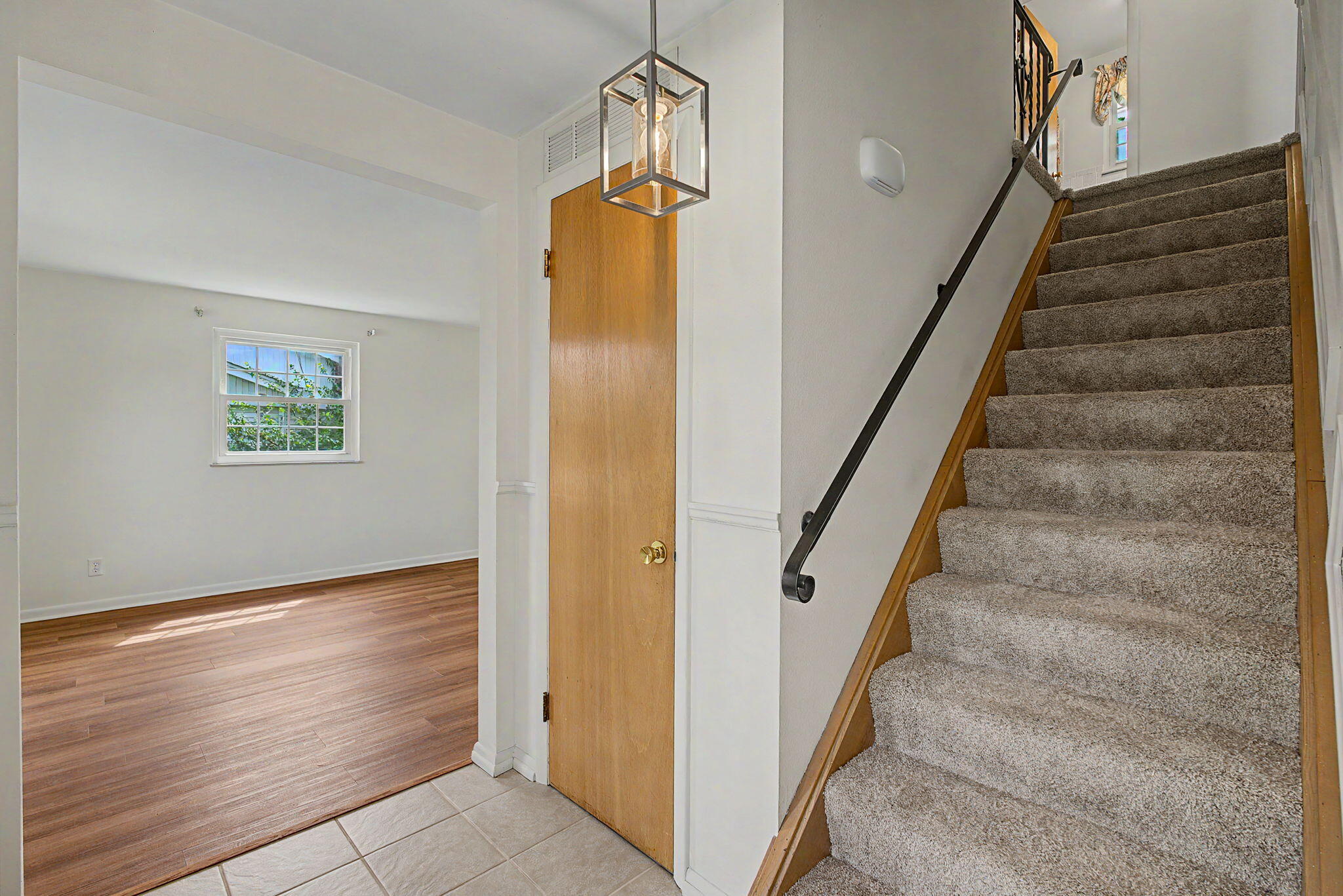 633 Sharon, Fairborn, Ohio 45324