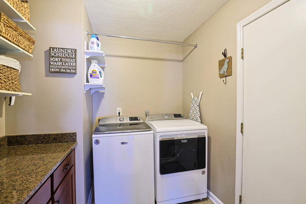 355 Mecca, Vandalia, Ohio 45377