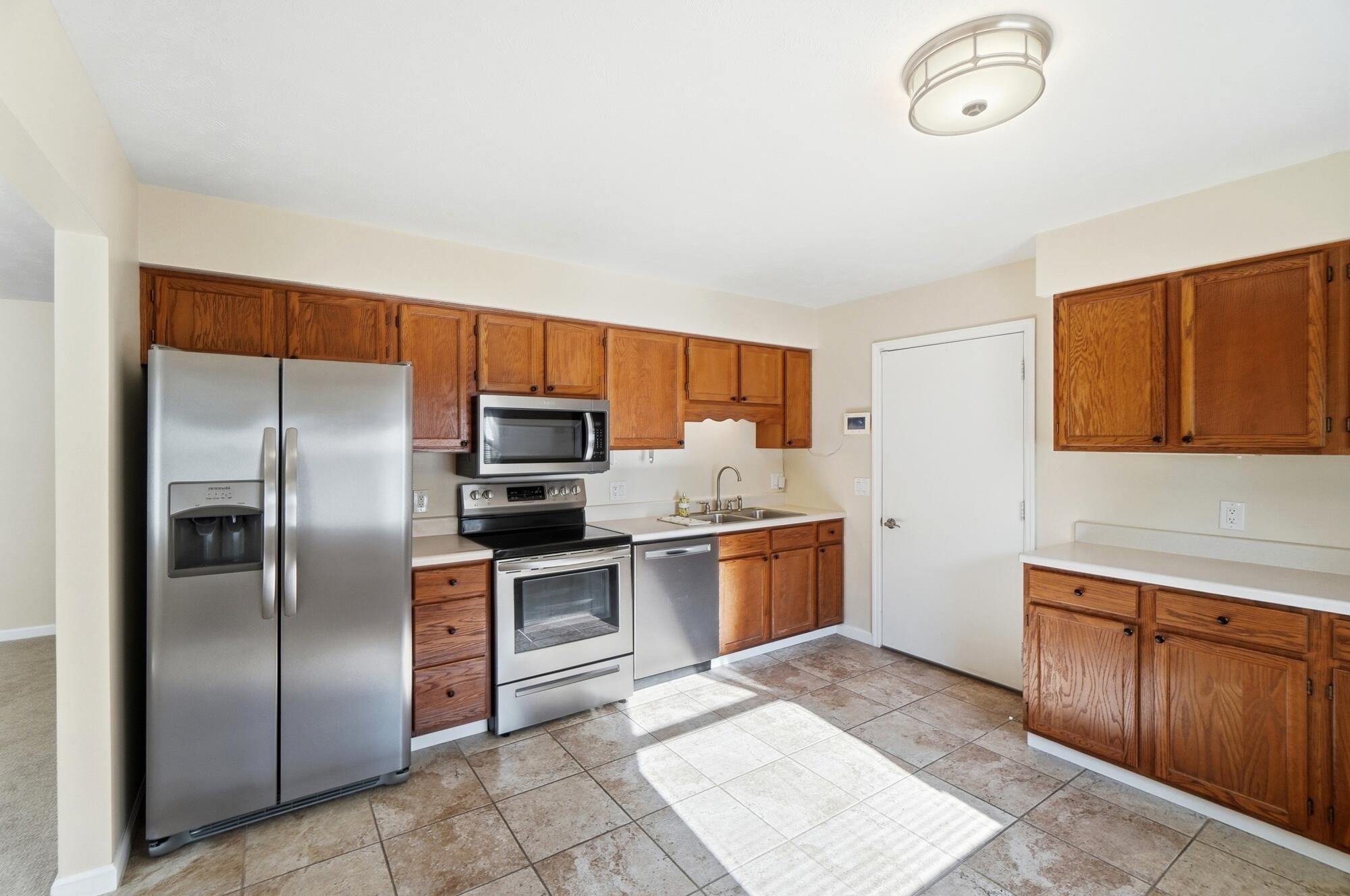 4885 Brannan, Springfield, Ohio 45502