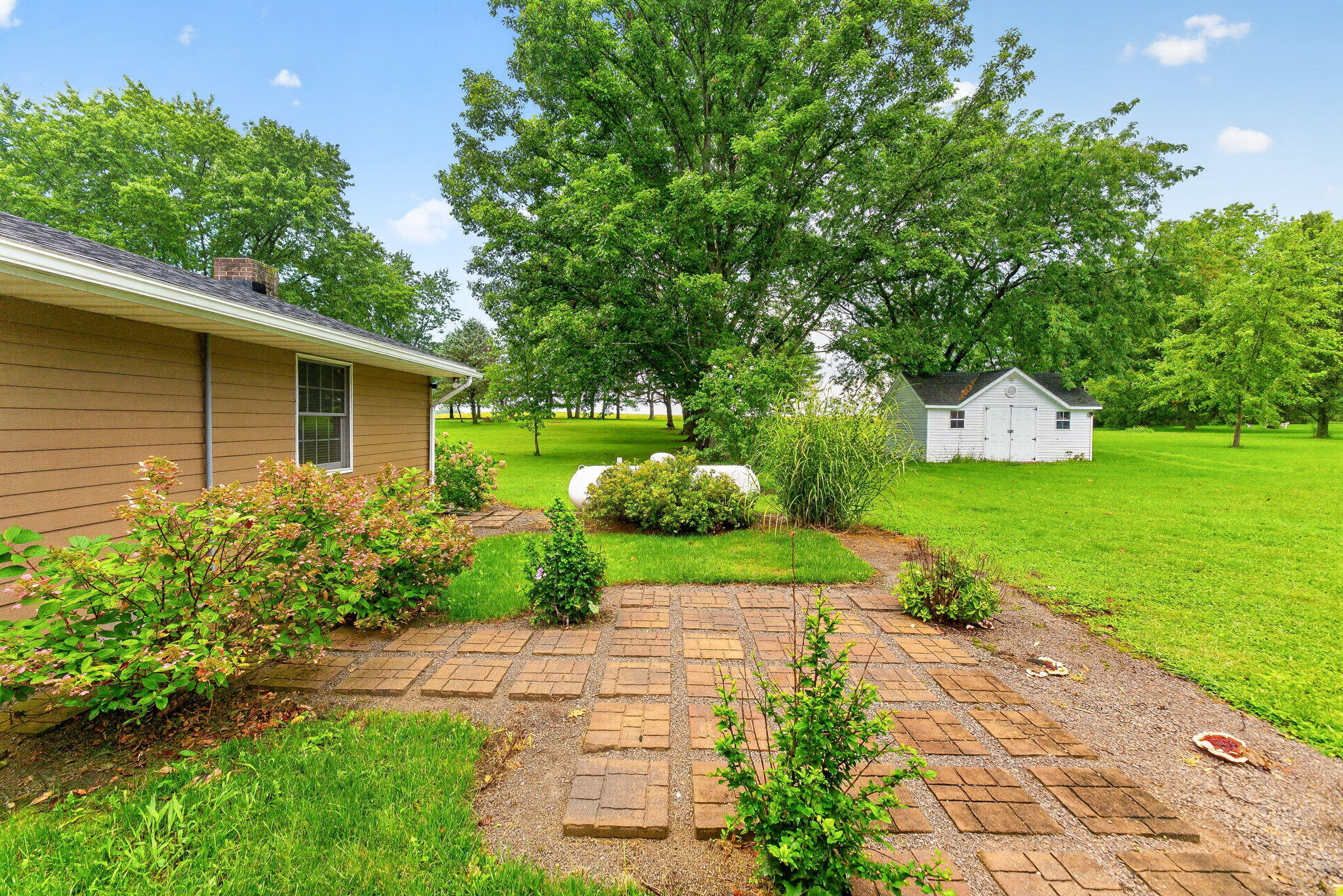 5800 Game Farm, Urbana, Ohio 43078