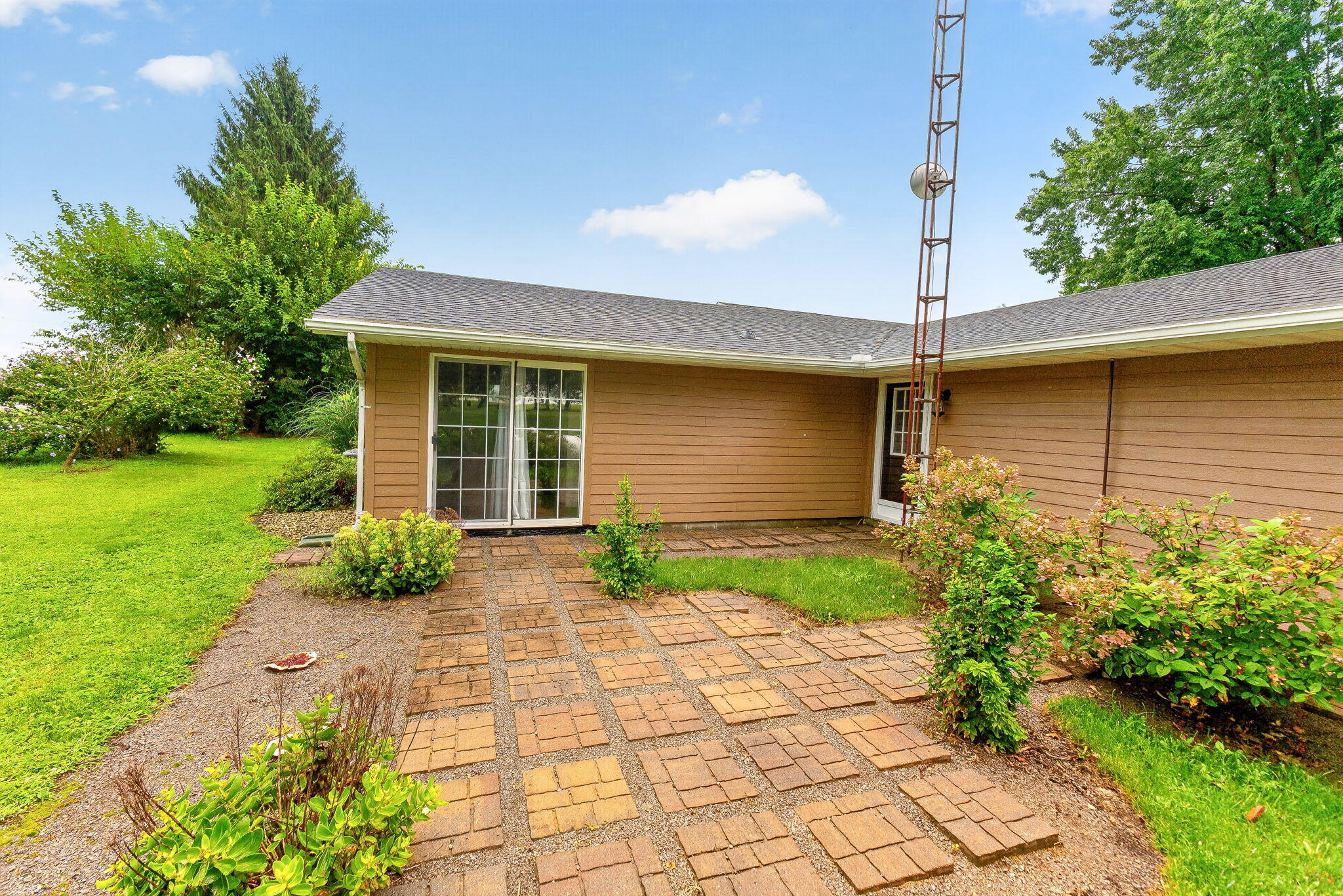 5800 Game Farm, Urbana, Ohio 43078