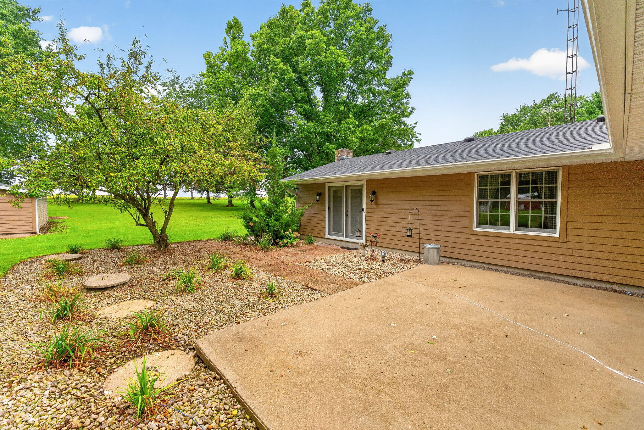 5800 Game Farm, Urbana, Ohio 43078