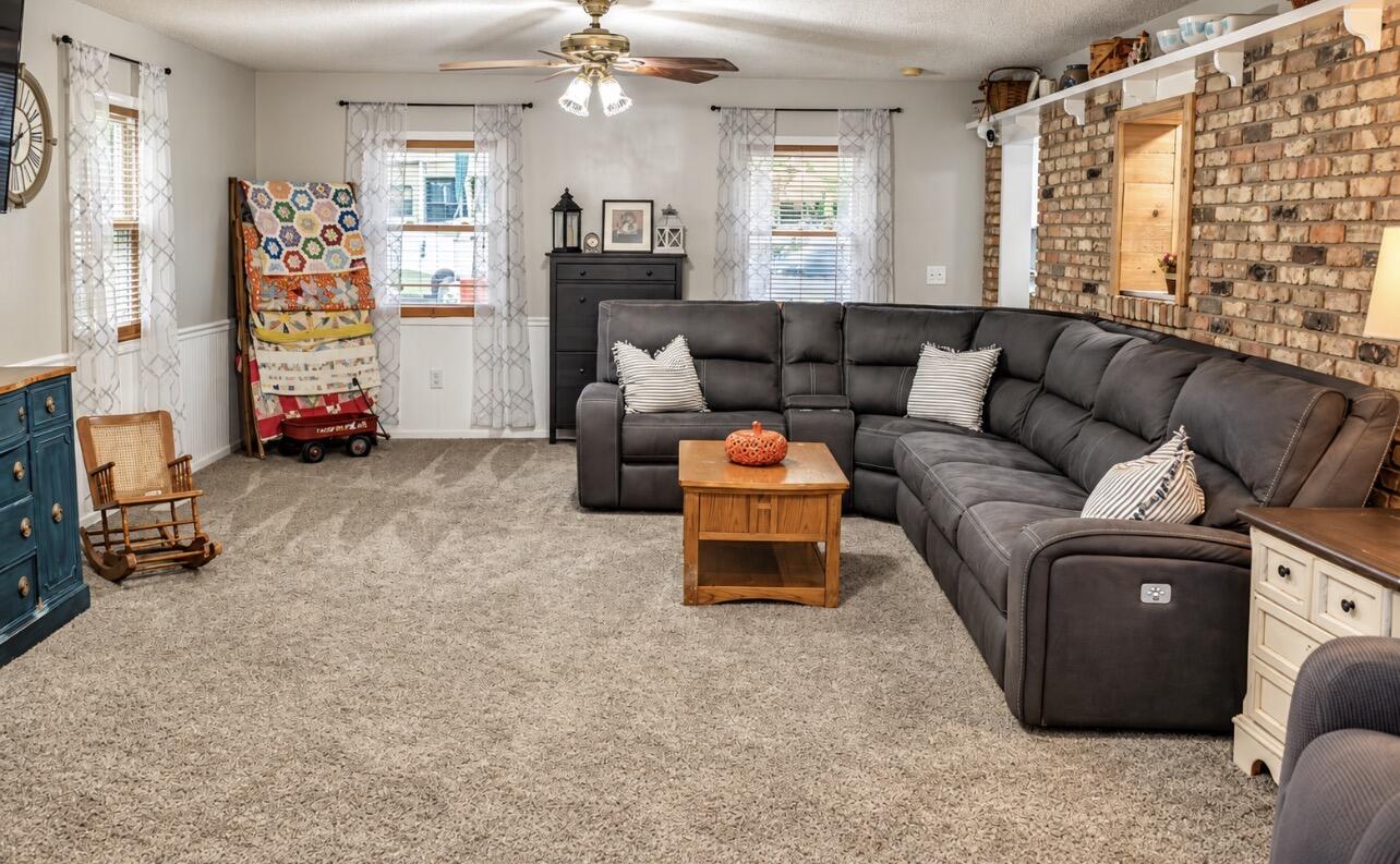 1159 Hemlock, Springfield, Ohio 45506