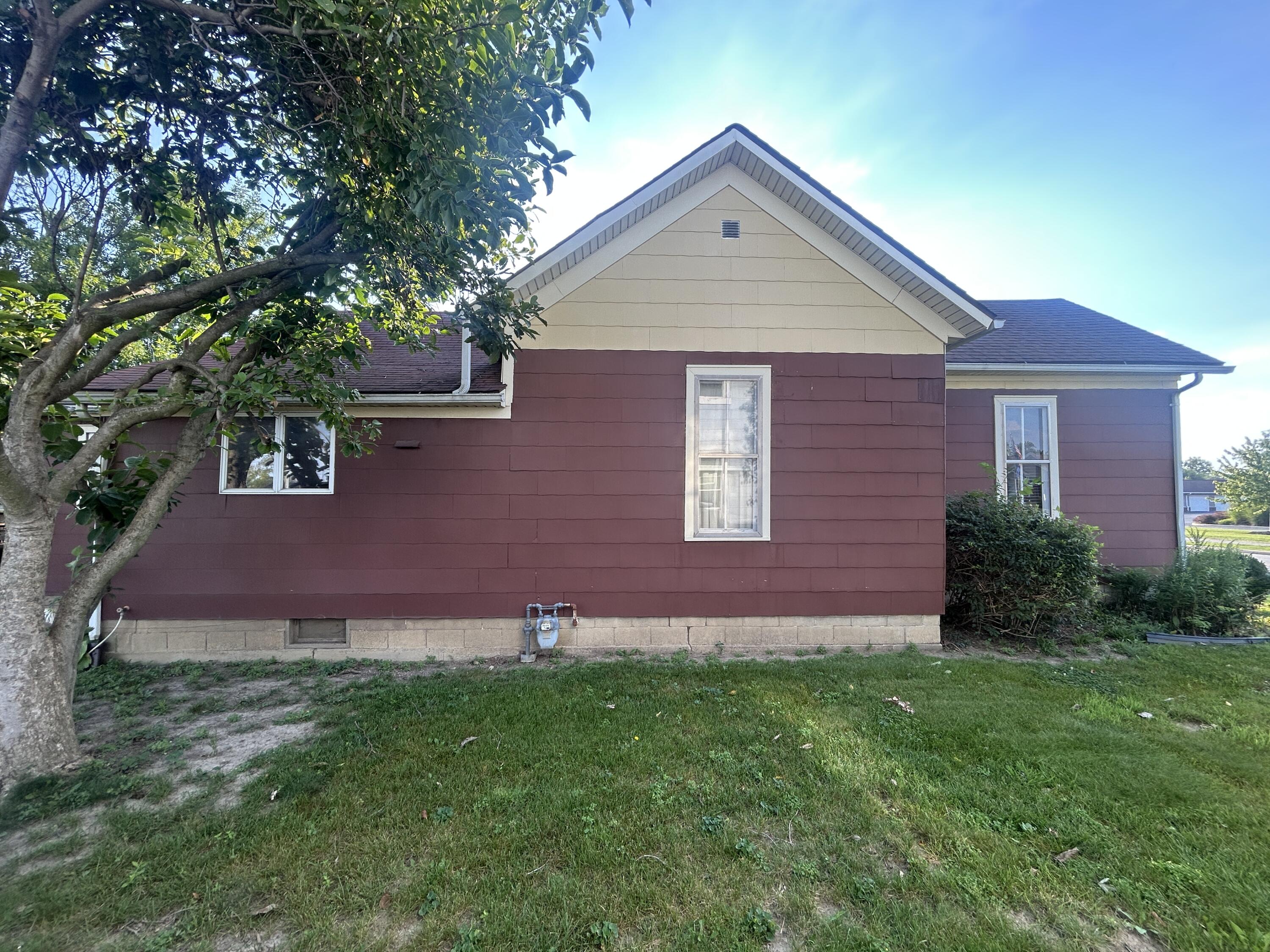 521 Wayne, Celina, Ohio 45822