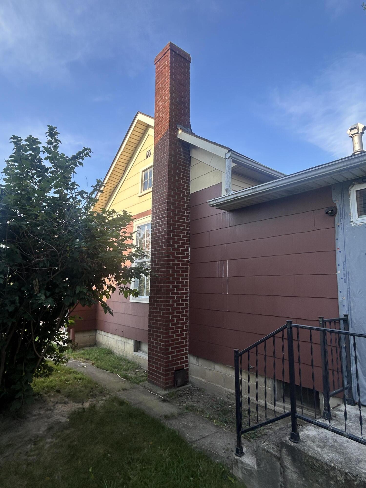 521 Wayne, Celina, Ohio 45822