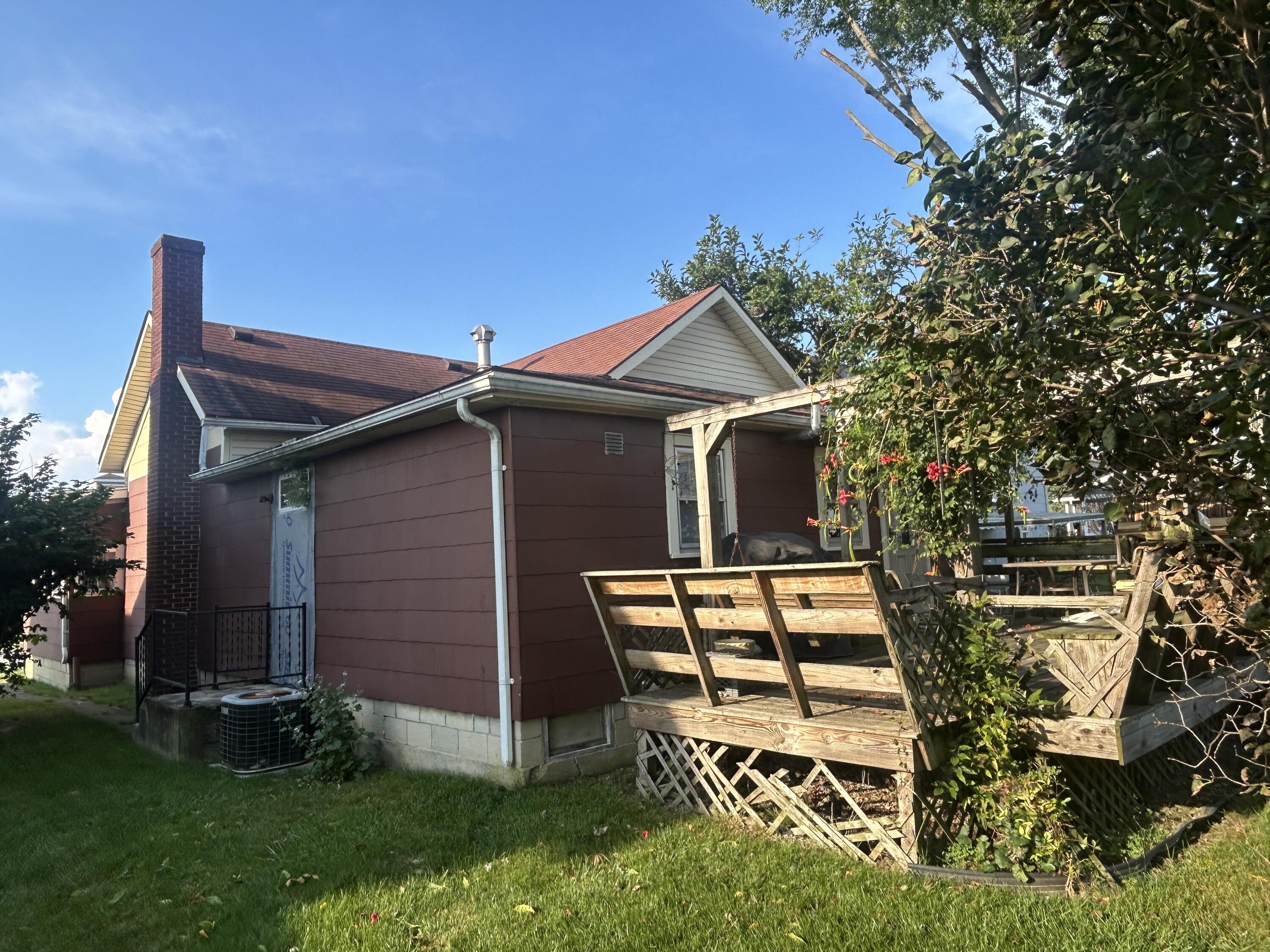 521 Wayne, Celina, Ohio 45822