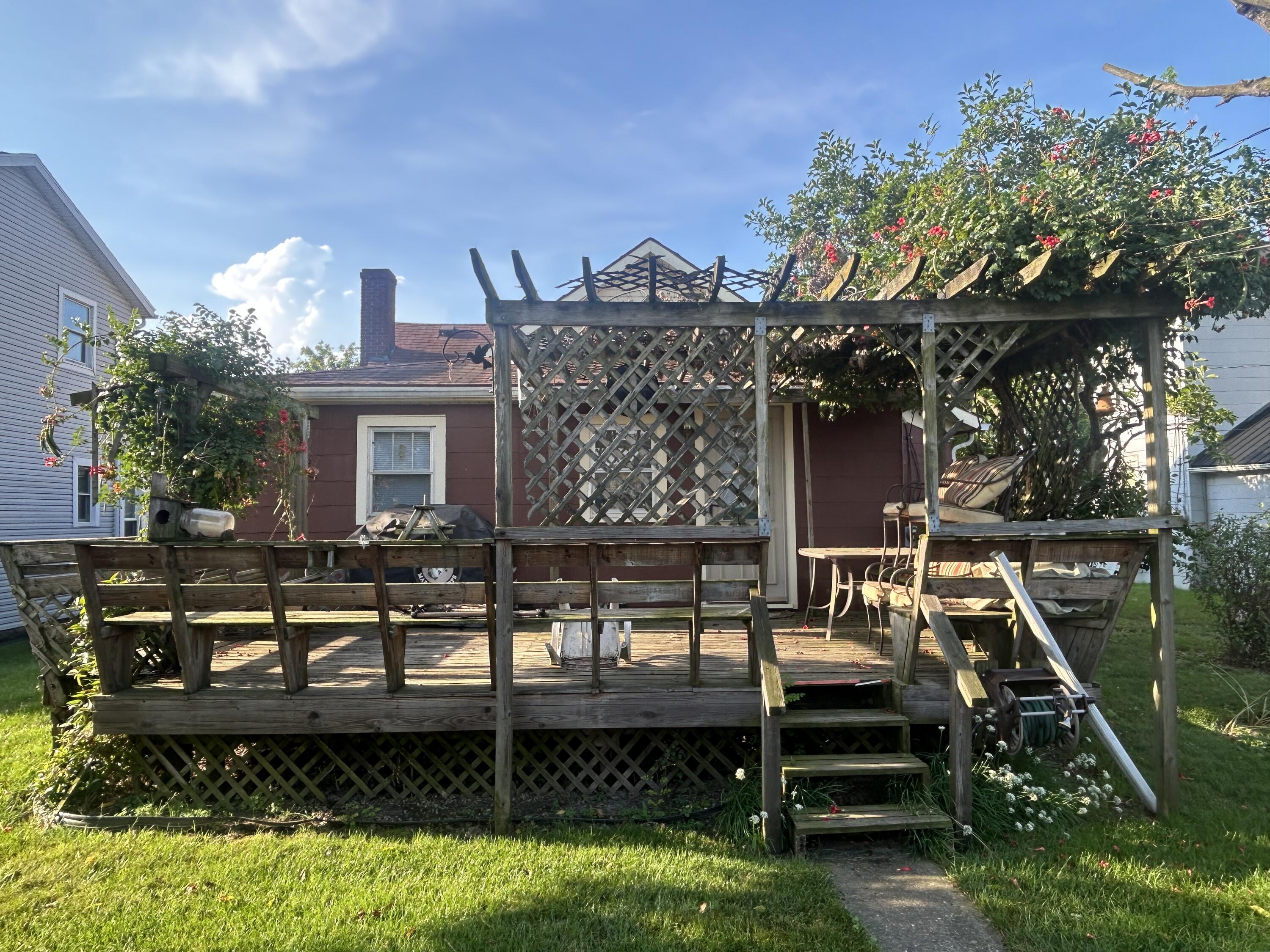 521 Wayne, Celina, Ohio 45822