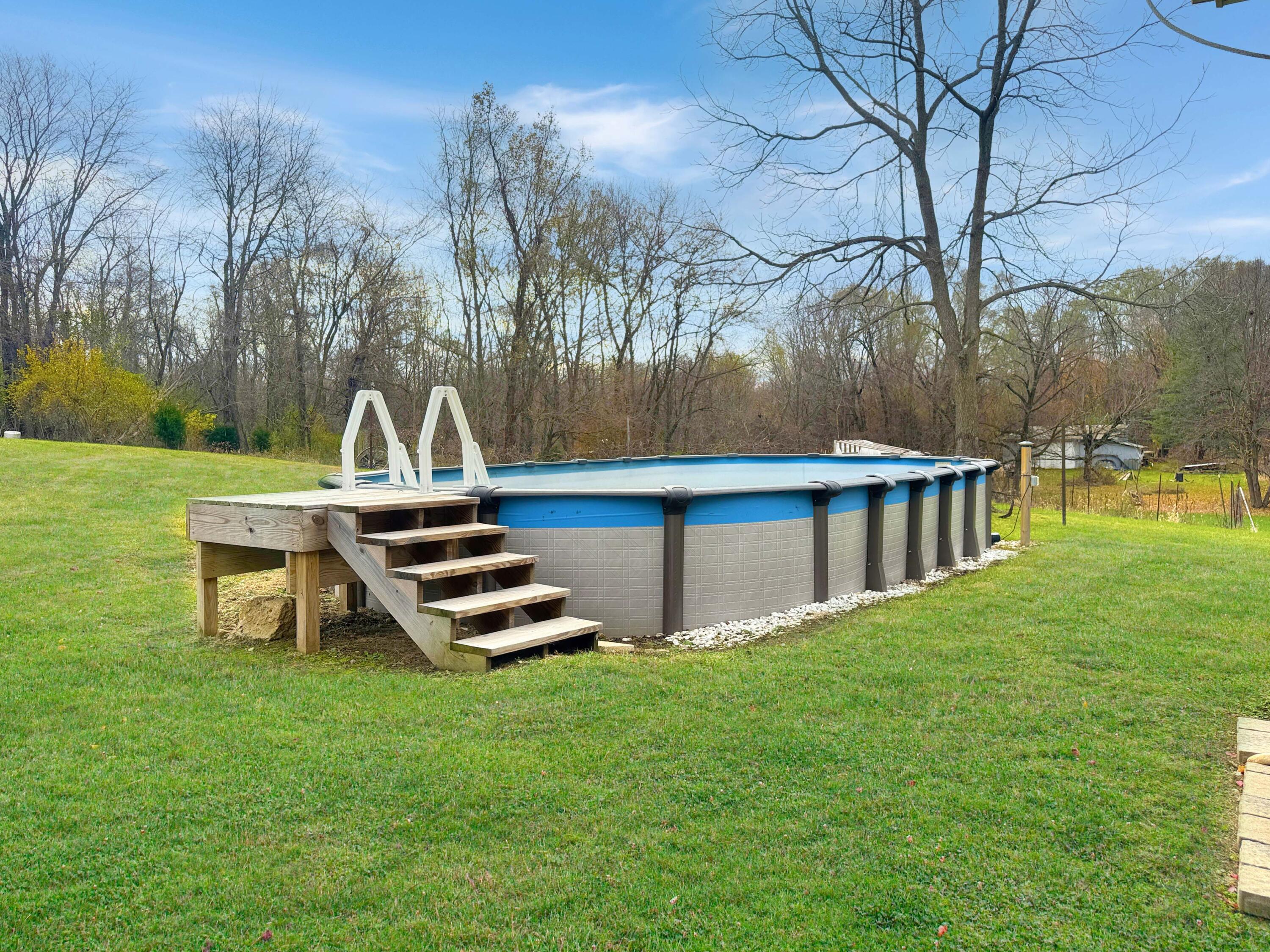 3770 Bosart, Springfield, Ohio 45503