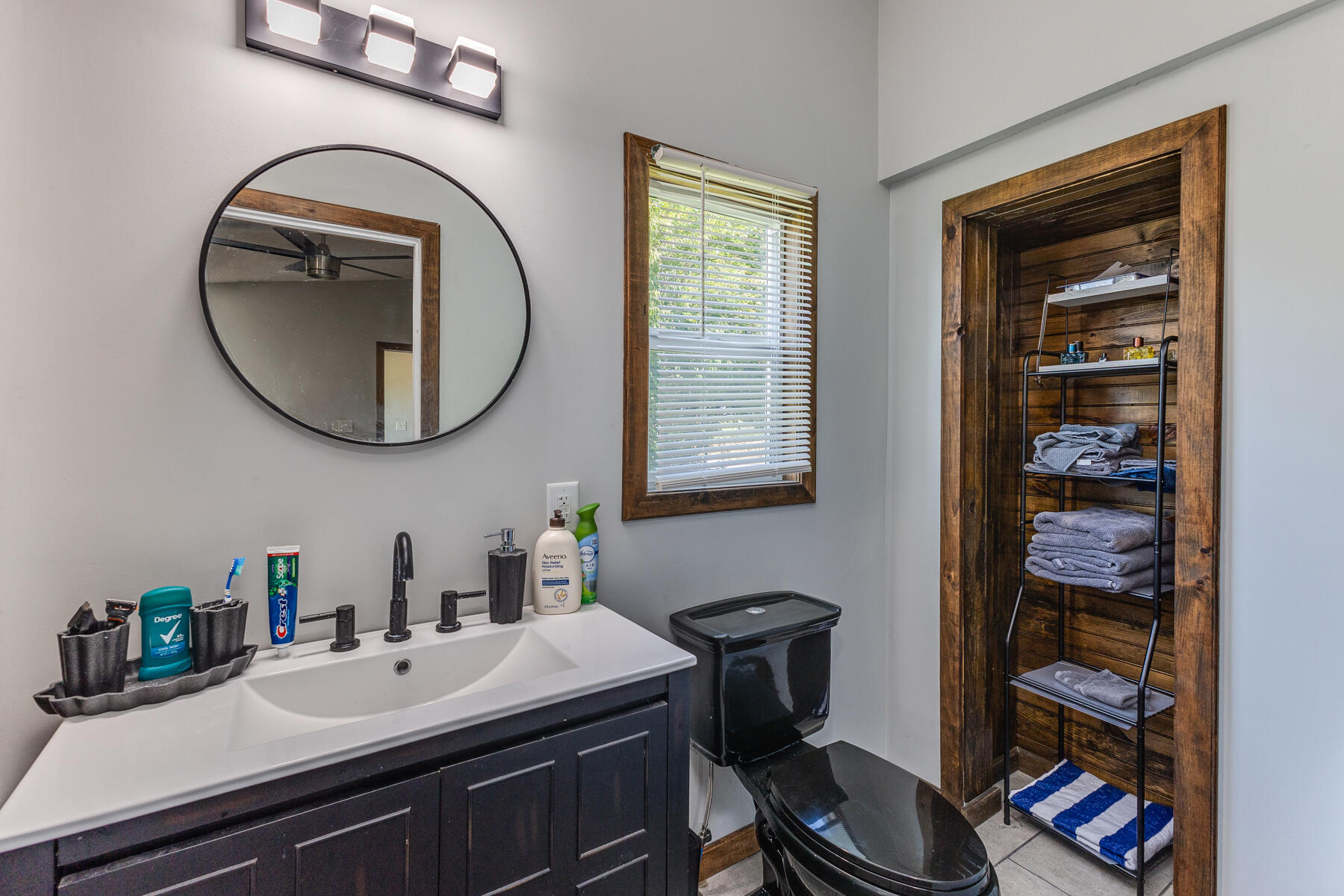 6200 State Route 718, Pleasant Hill, Ohio 45359
