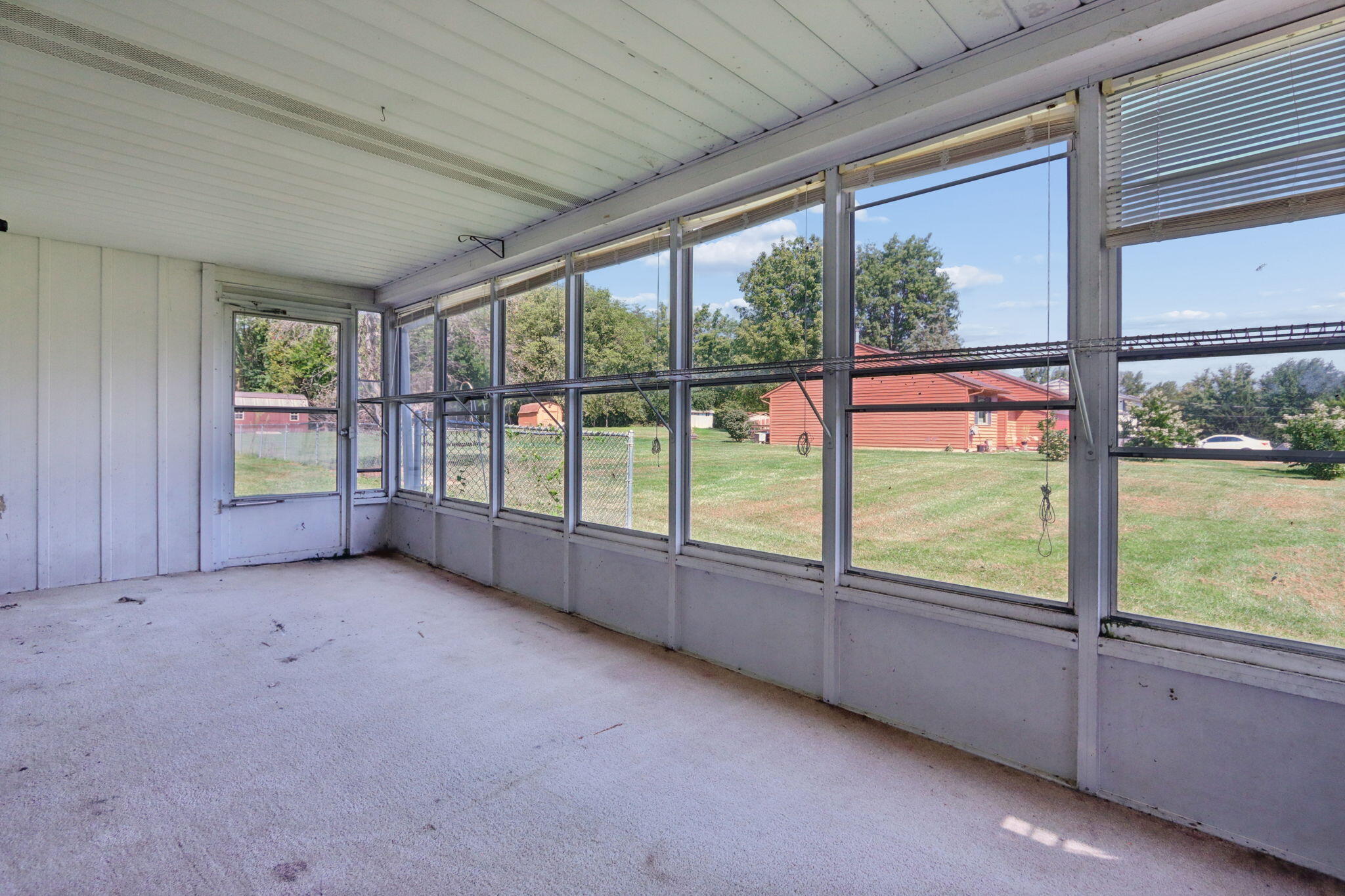 2430 Choctaw, London, Ohio 43140