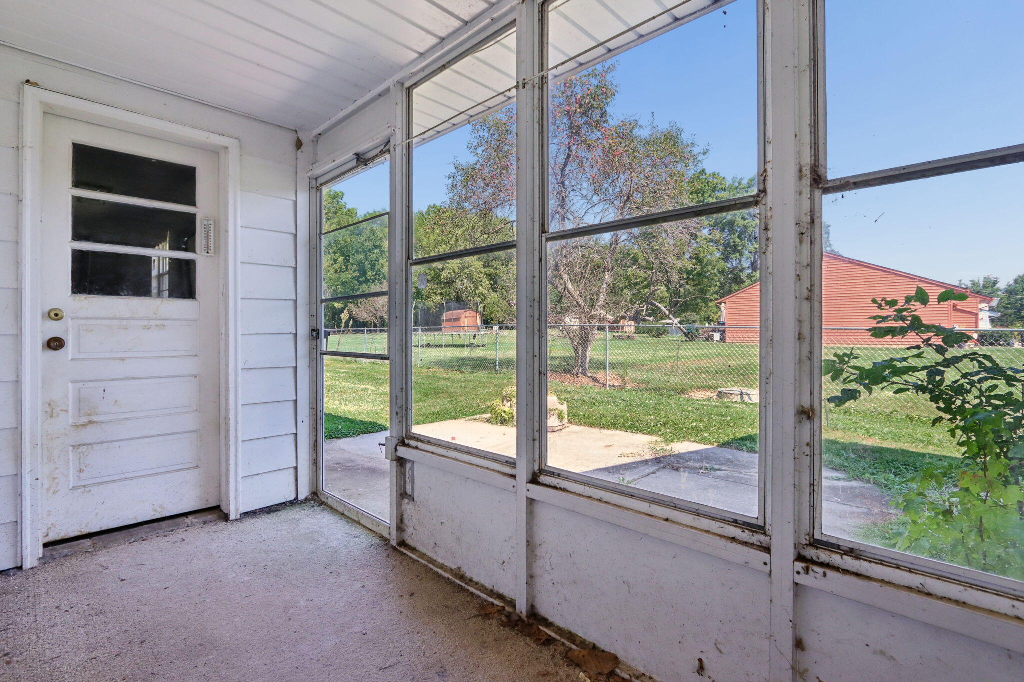 2430 Choctaw, London, Ohio 43140