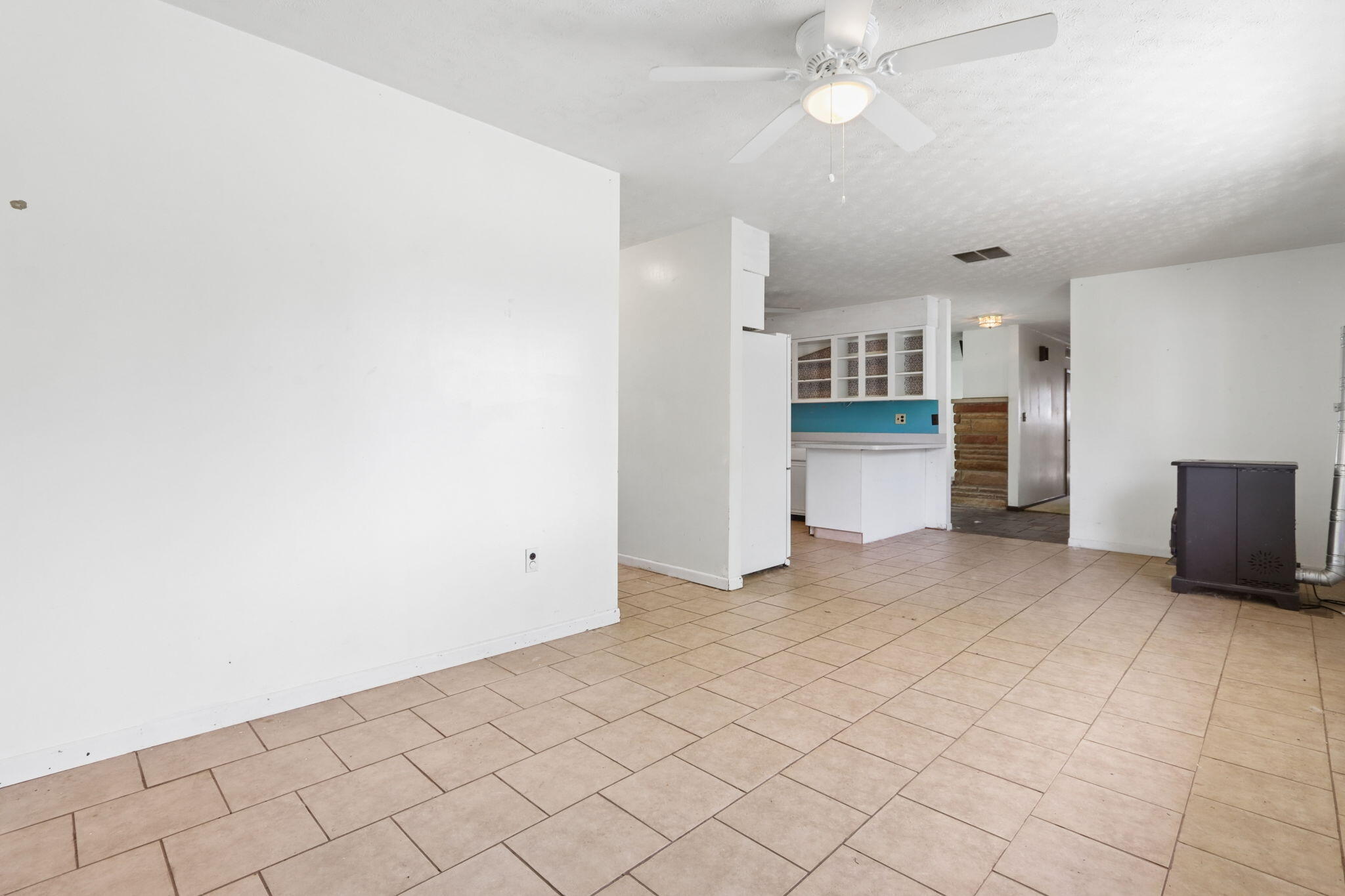 2430 Choctaw, London, Ohio 43140