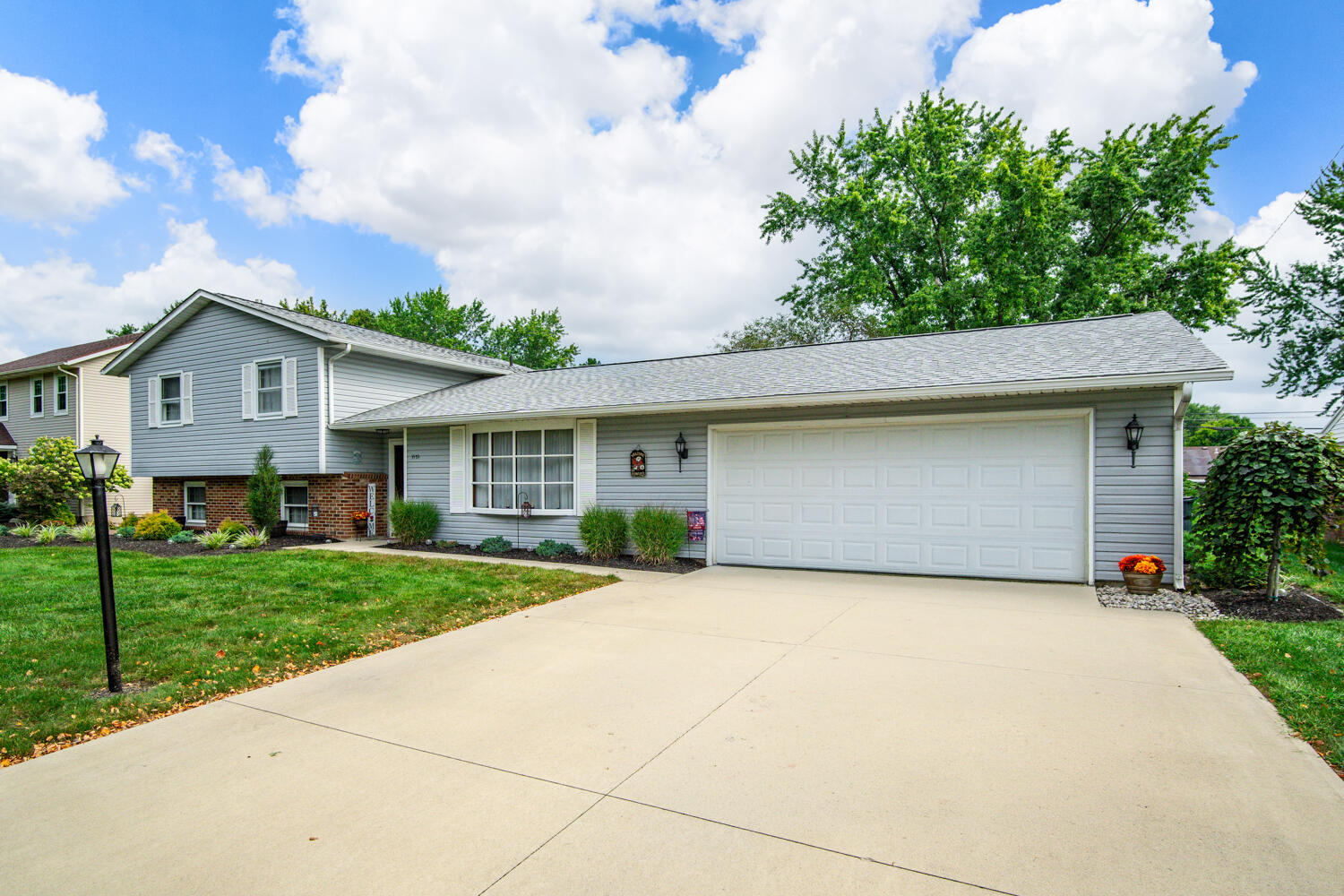 1131 Cloverdale, Troy, Ohio 45373