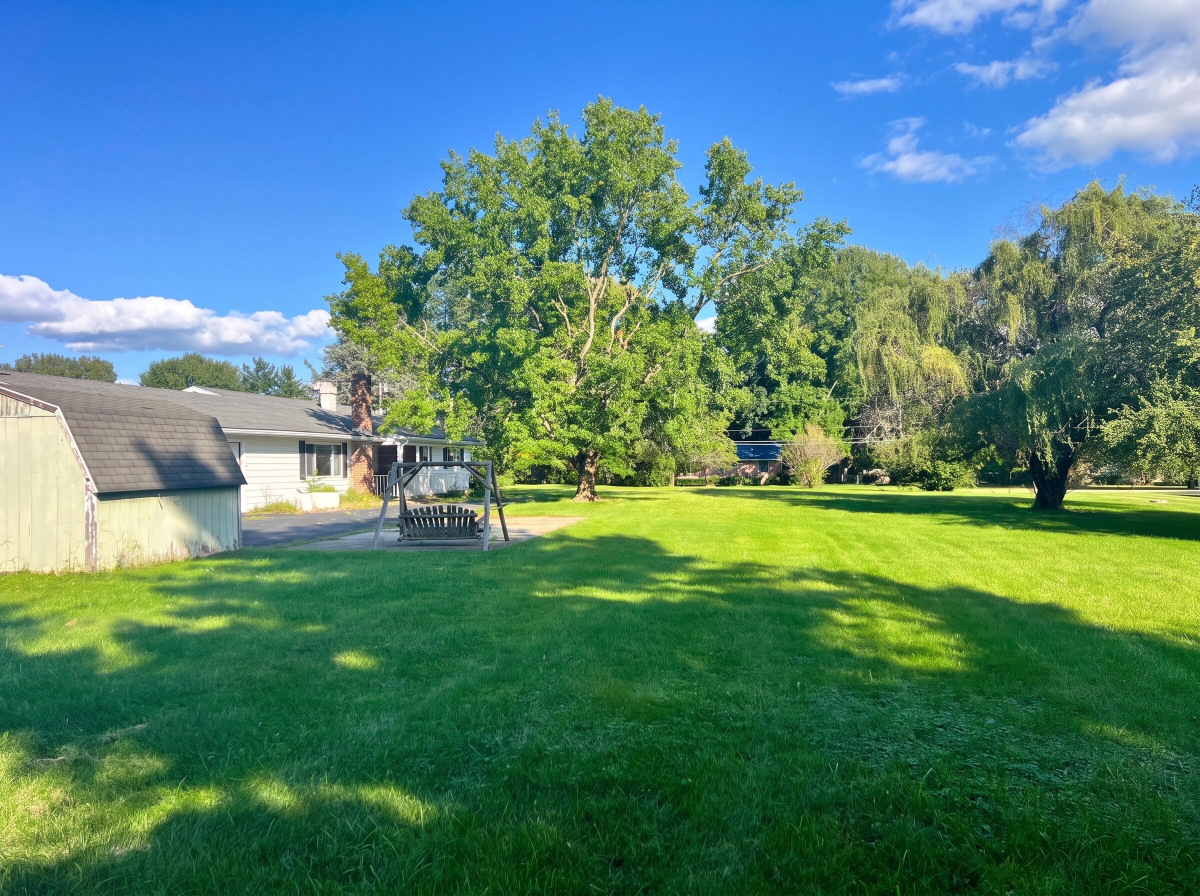 2430 Choctaw, London, Ohio 43140