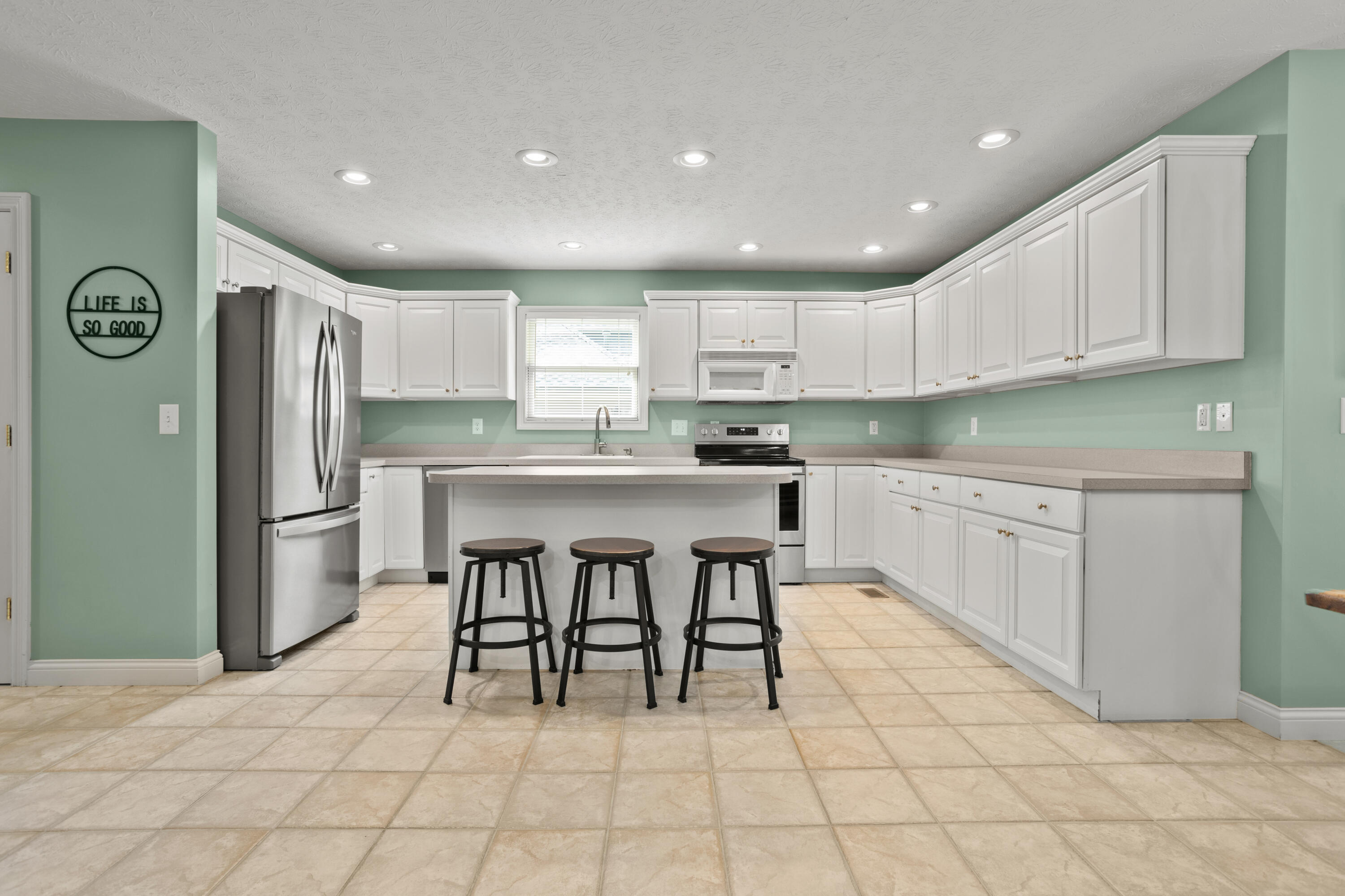 2365 Worthington, Troy, Ohio 45373