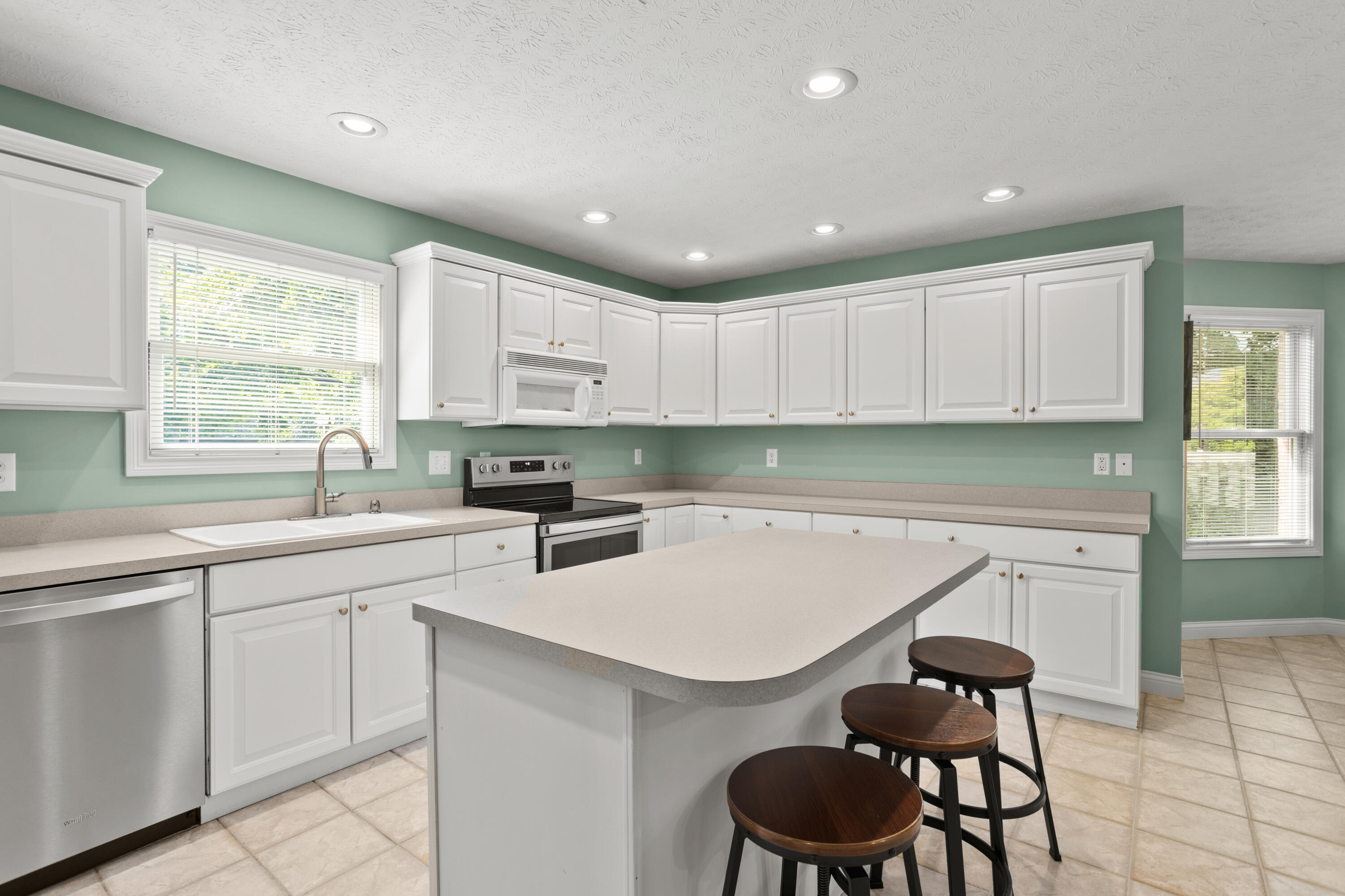 2365 Worthington, Troy, Ohio 45373