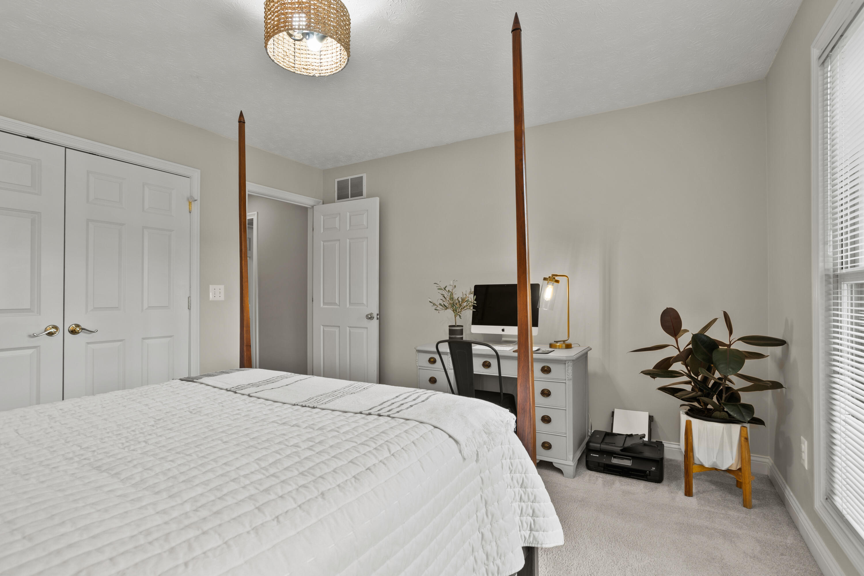 2365 Worthington, Troy, Ohio 45373