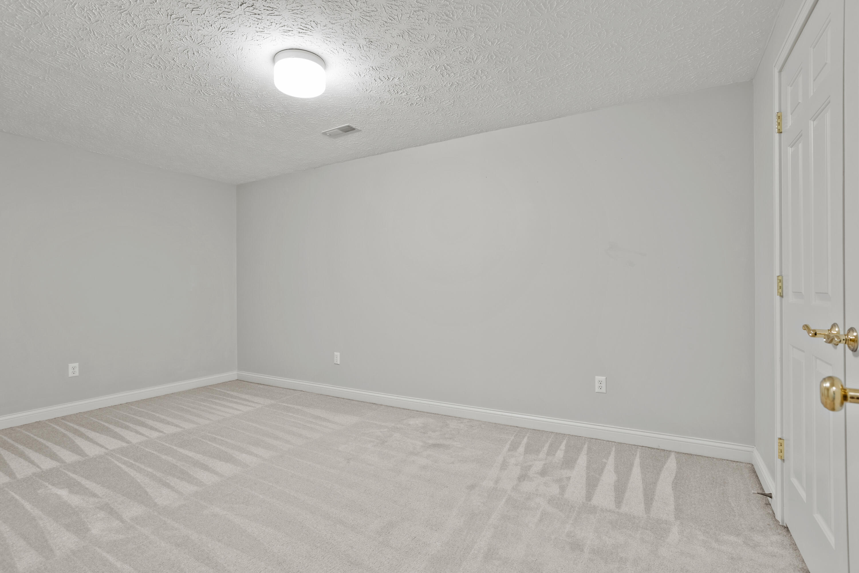 2365 Worthington, Troy, Ohio 45373