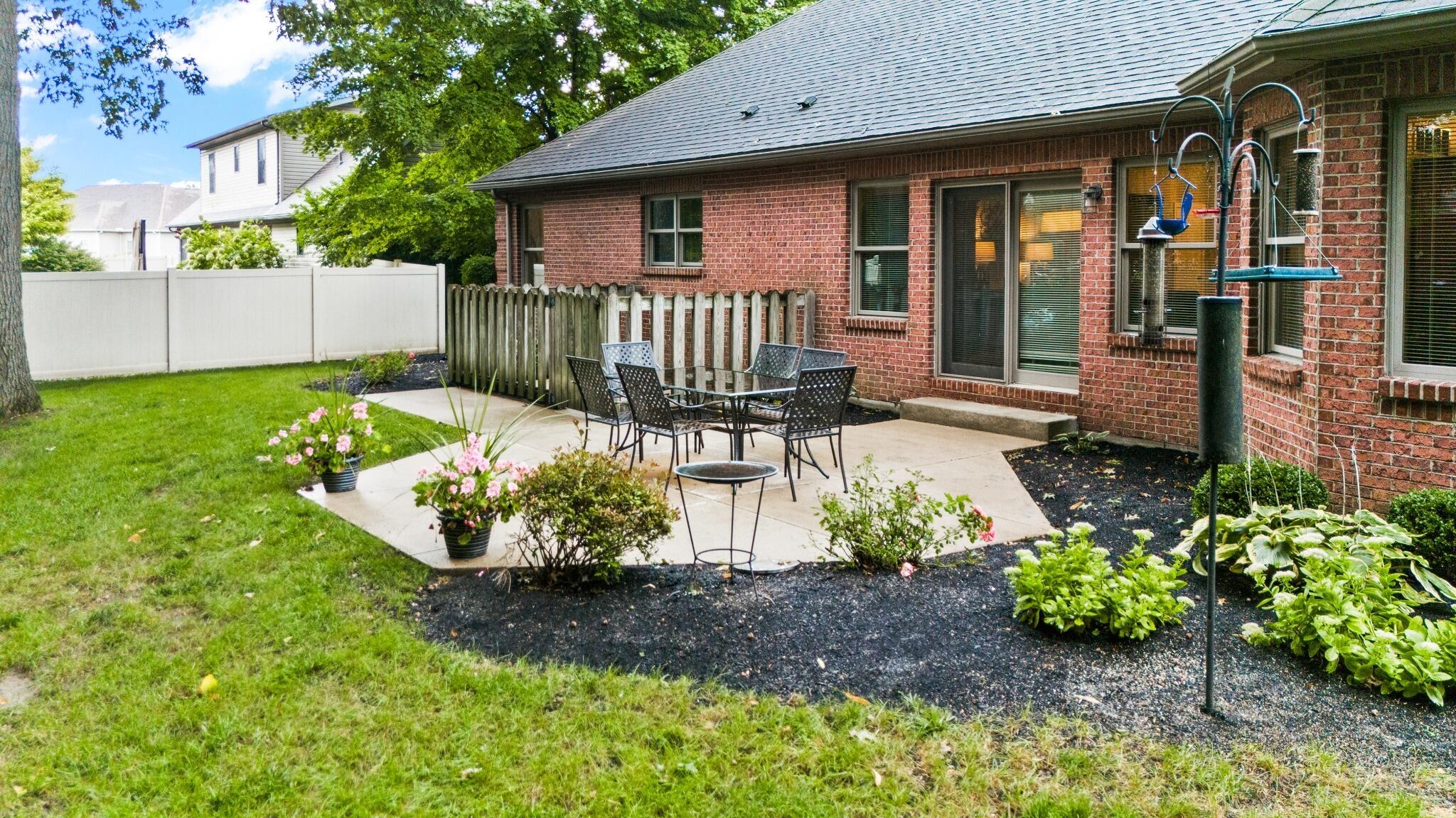 2365 Worthington, Troy, Ohio 45373