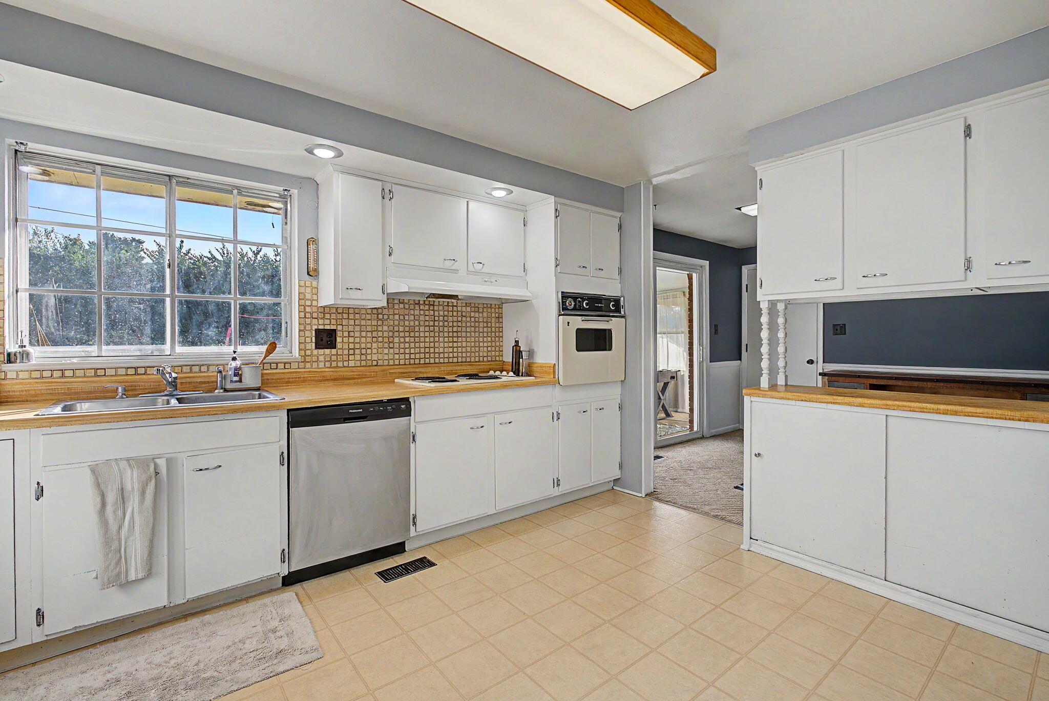 1154 Rona Parkway, Fairborn, Ohio 45324