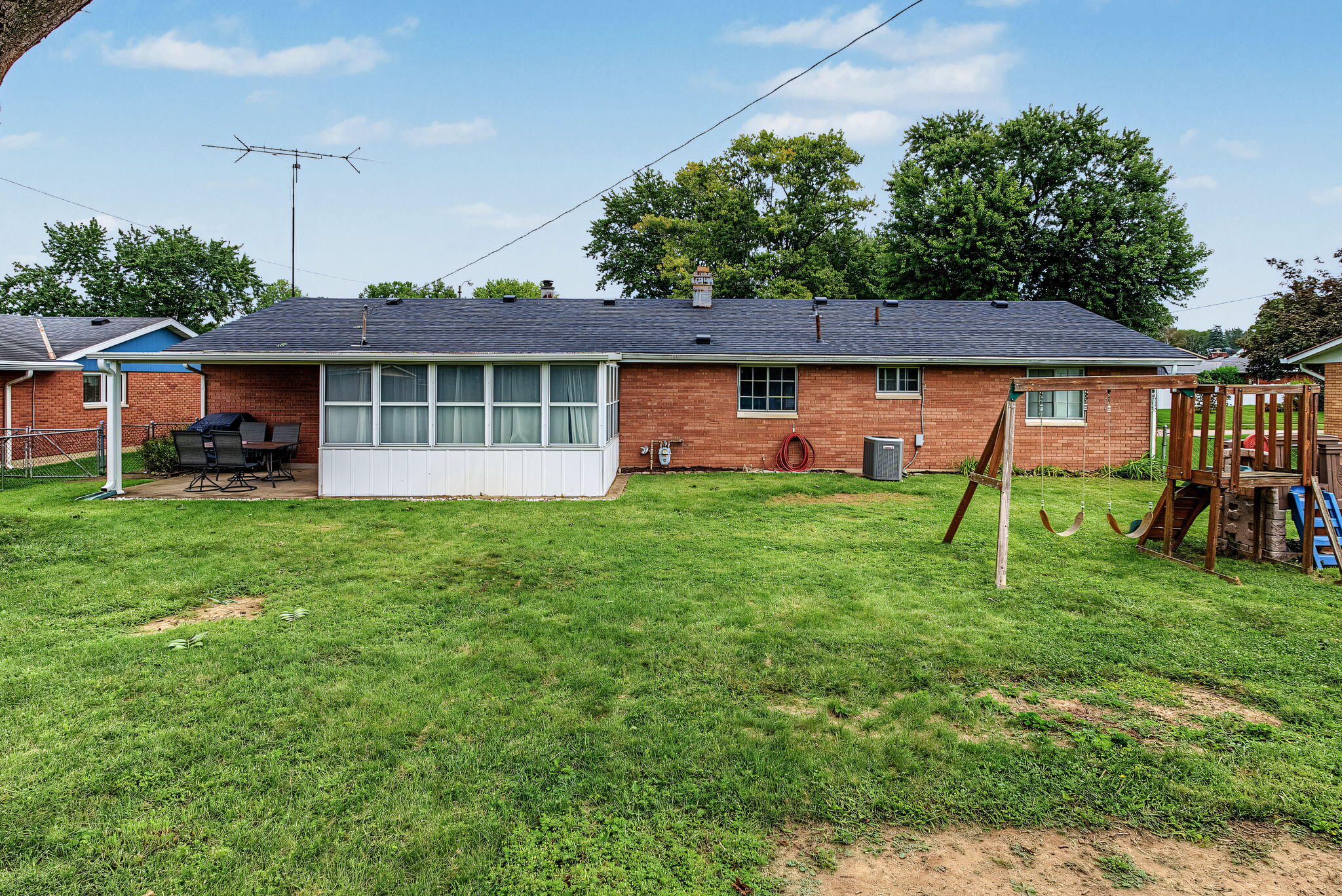 1154 Rona Parkway, Fairborn, Ohio 45324