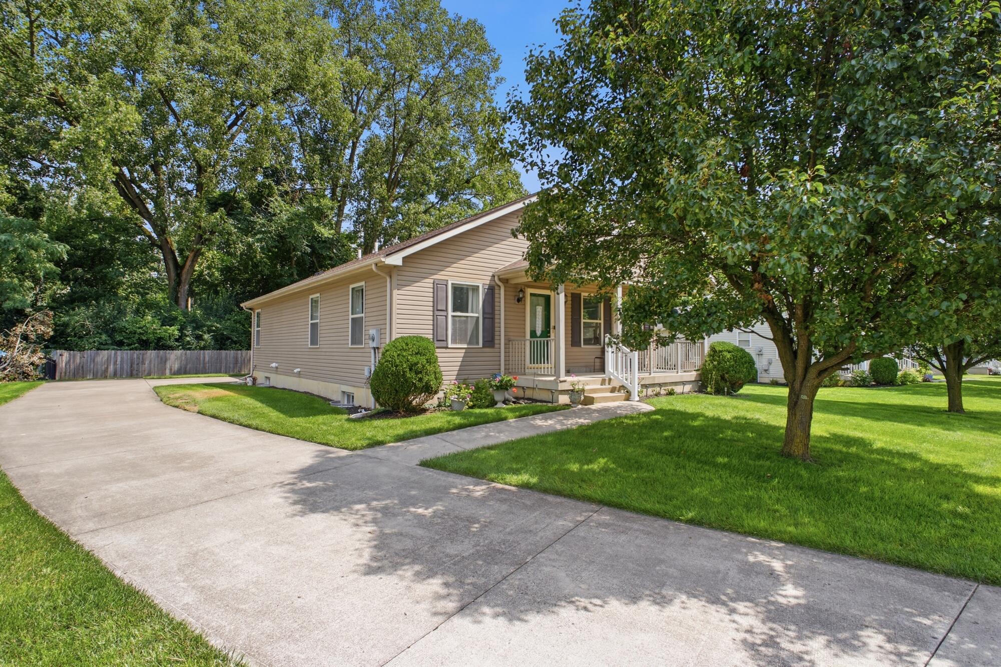 1742 Northpoint, Springfield, Ohio 45503
