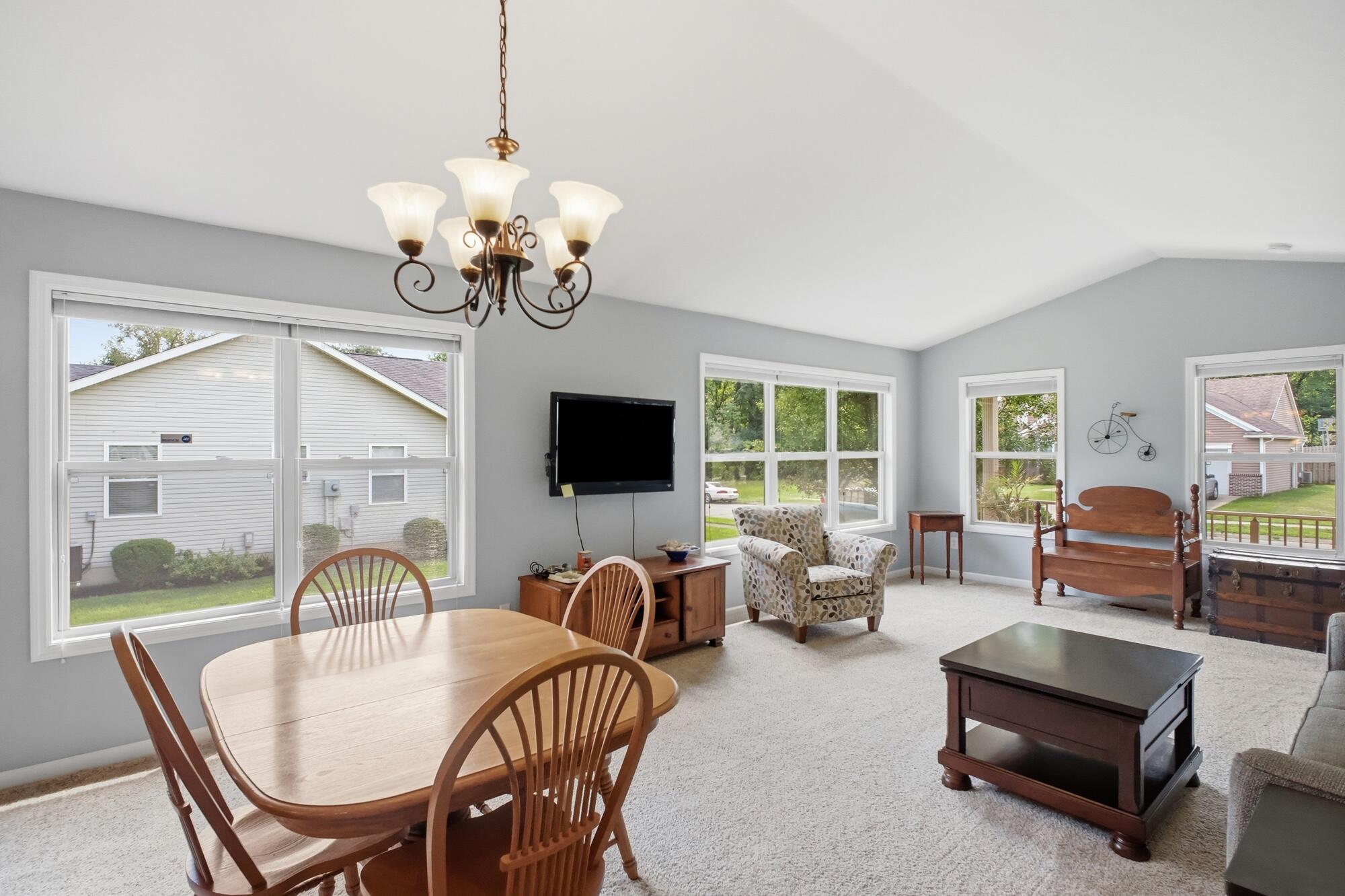 1742 Northpoint, Springfield, Ohio 45503